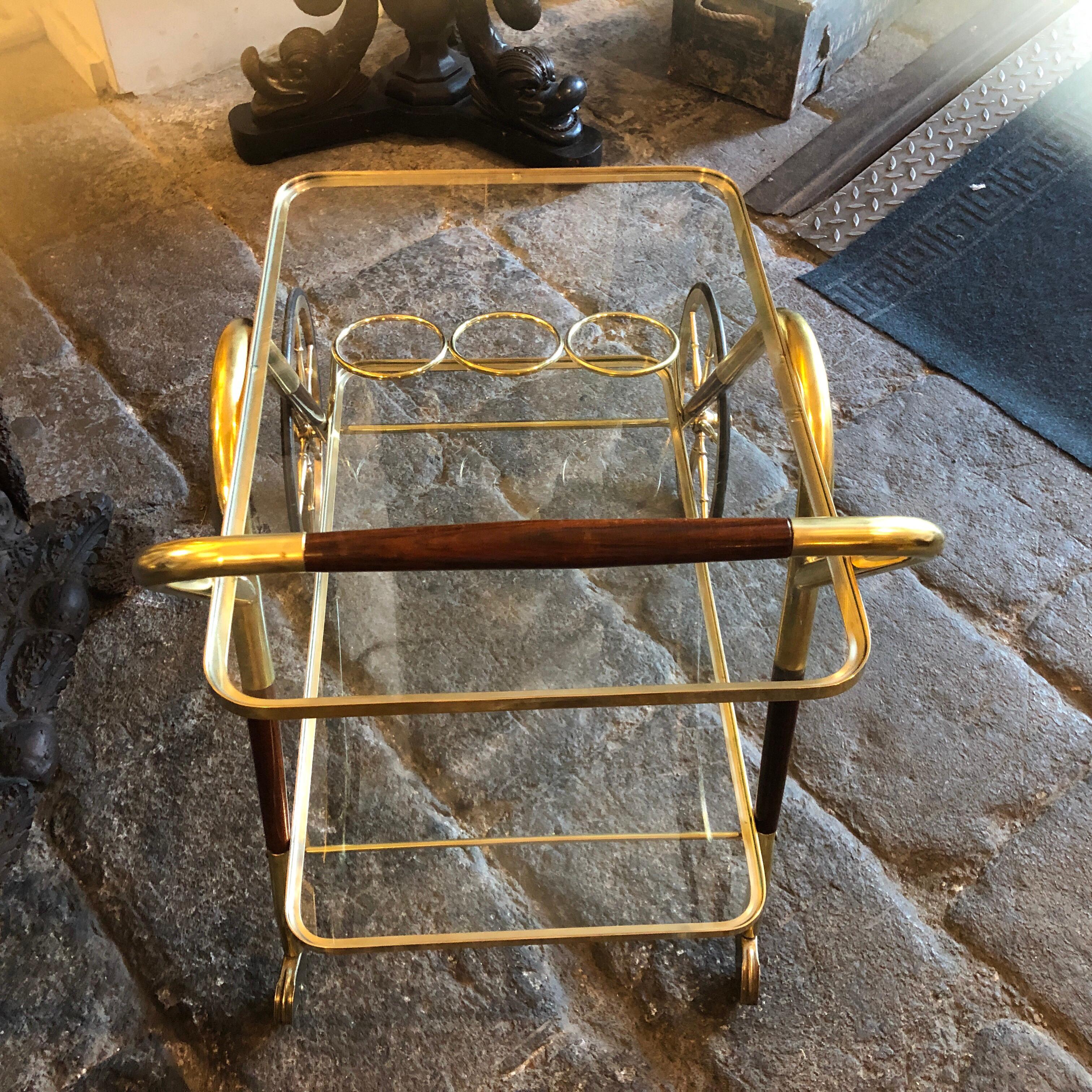 1950s Cesare Lacca Mid-Century Modern Brass and Wood Italian Bar Cart In Good Condition In Aci Castello, IT