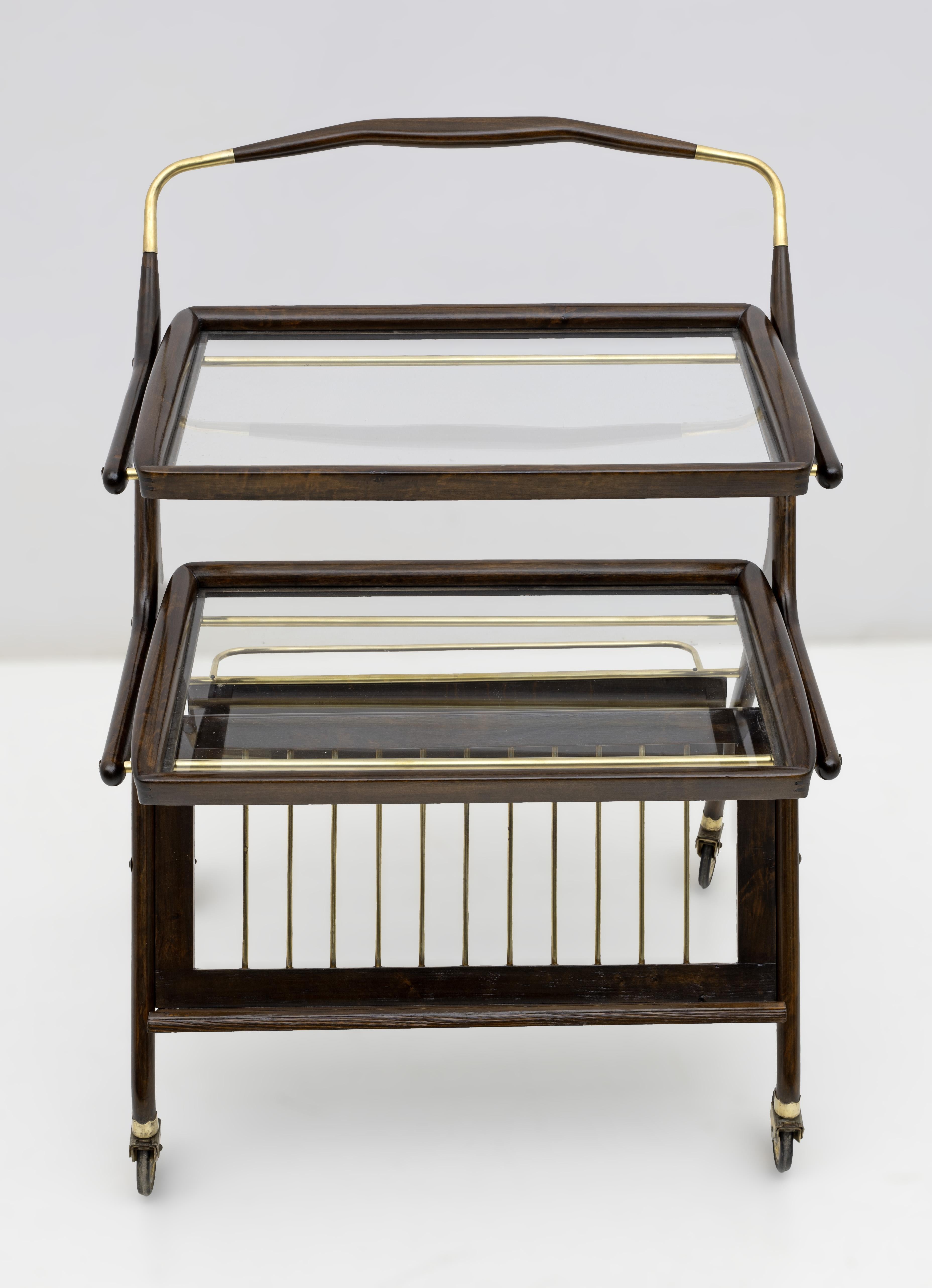 Cesare Lacca Mid-Century Modern Italian Walnut and Brass Bar Cart by Cassina 50s For Sale 4