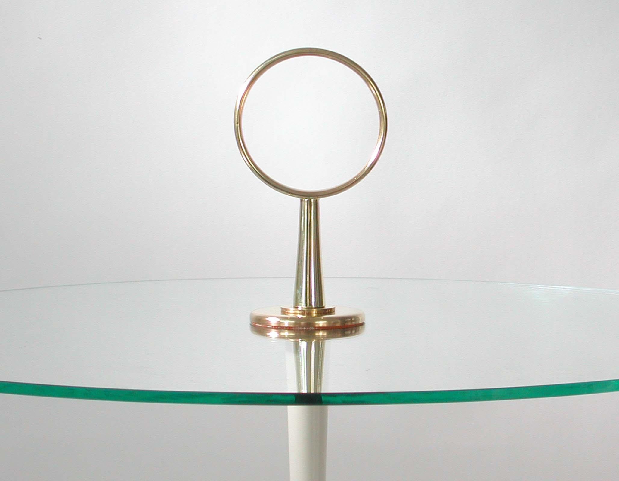 Cesare Lacca Midcentury Brass and Clear Glass Tripod Side Table, Italy, 1950s For Sale 1