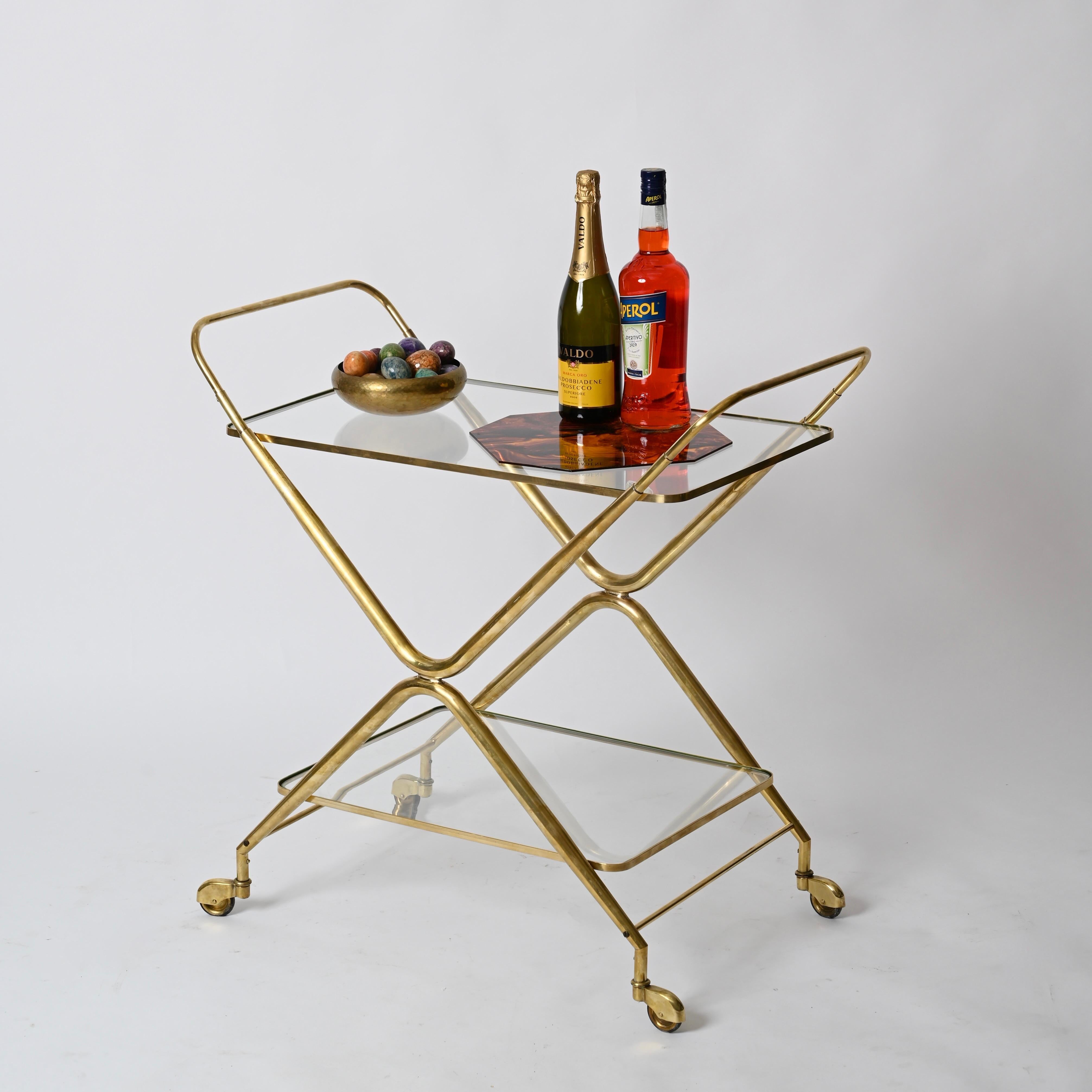 Cesare Lacca Midcentury Italian Serving Bar Cart in Brass, Italy 1950s For Sale 2