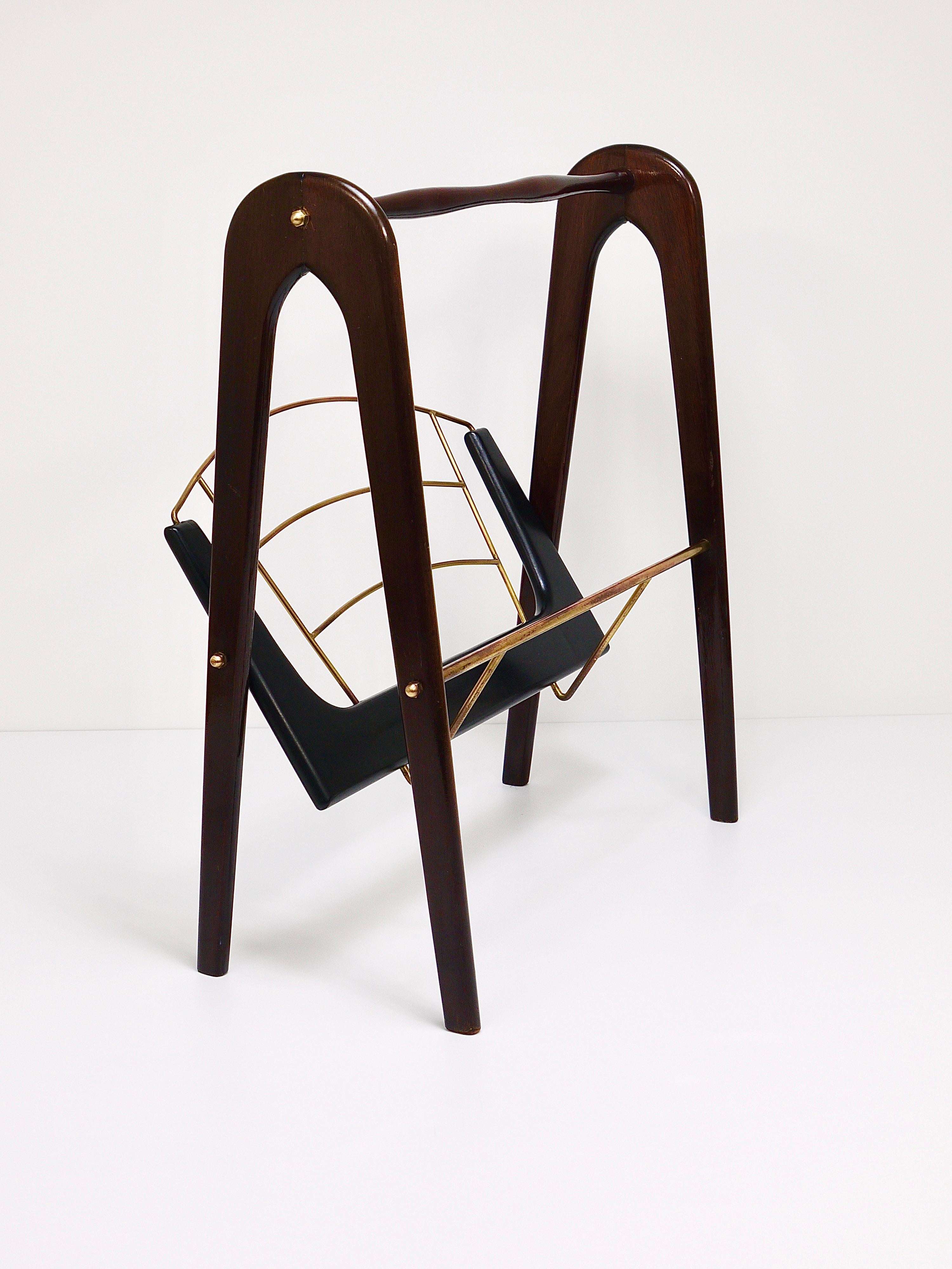 Cesare Lacca Midcentury Magazine Rack, Mahogany & Brass, Italy, 1950s For Sale 5