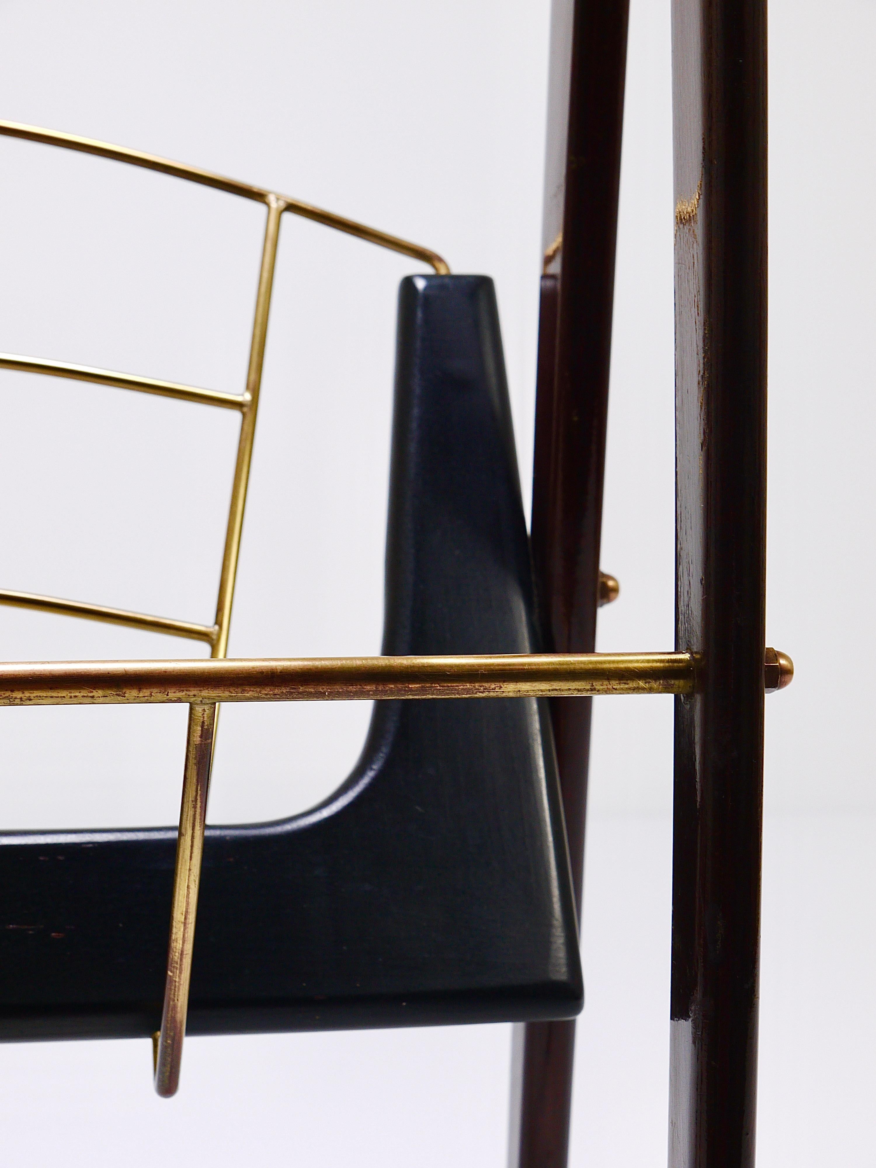 Cesare Lacca Midcentury Magazine Rack, Mahogany & Brass, Italy, 1950s For Sale 13