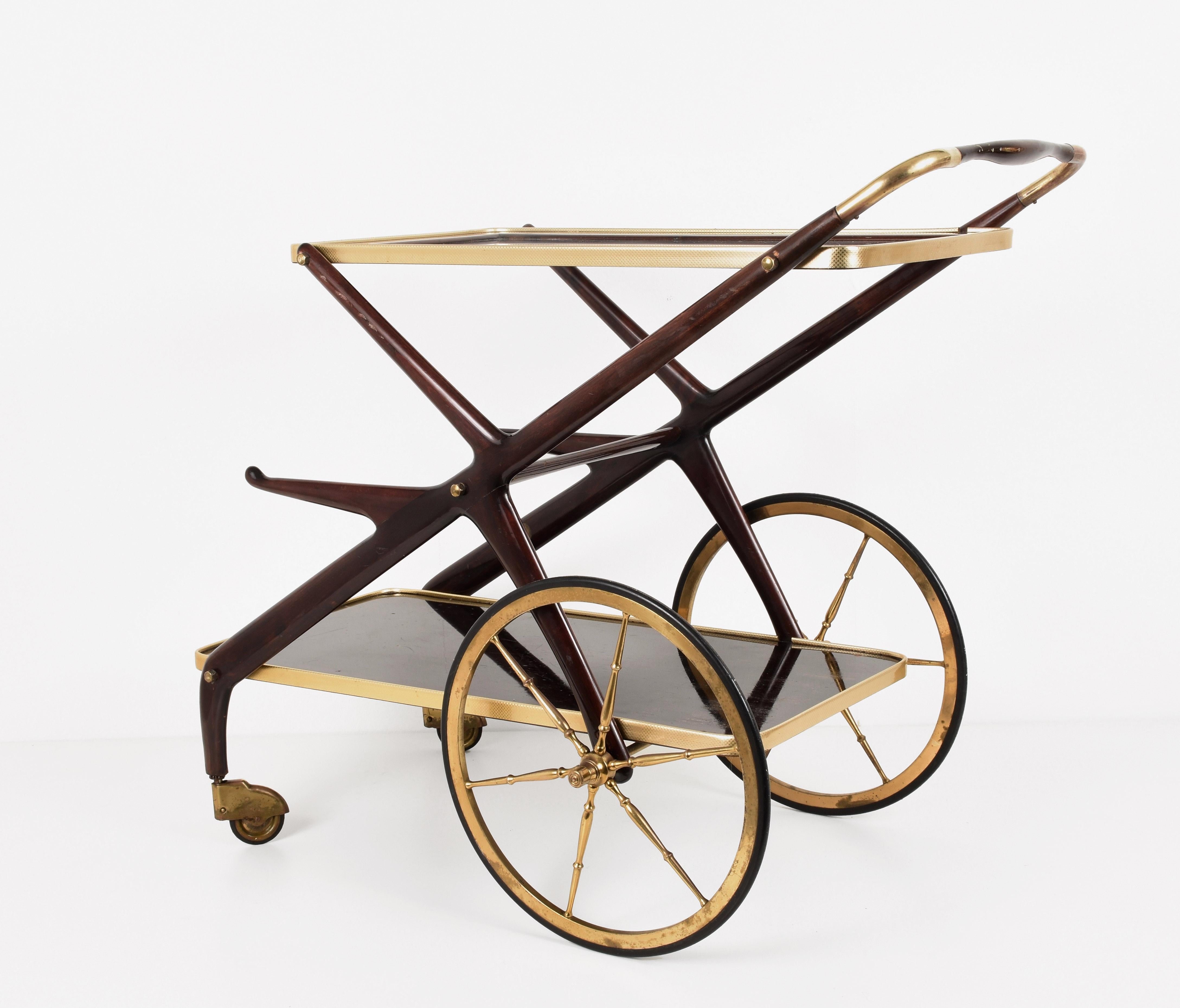 Cesare Lacca Mid-Century Modern Wood and Brass Italian Bar Cart, Italy 1950s In Fair Condition In Roma, IT