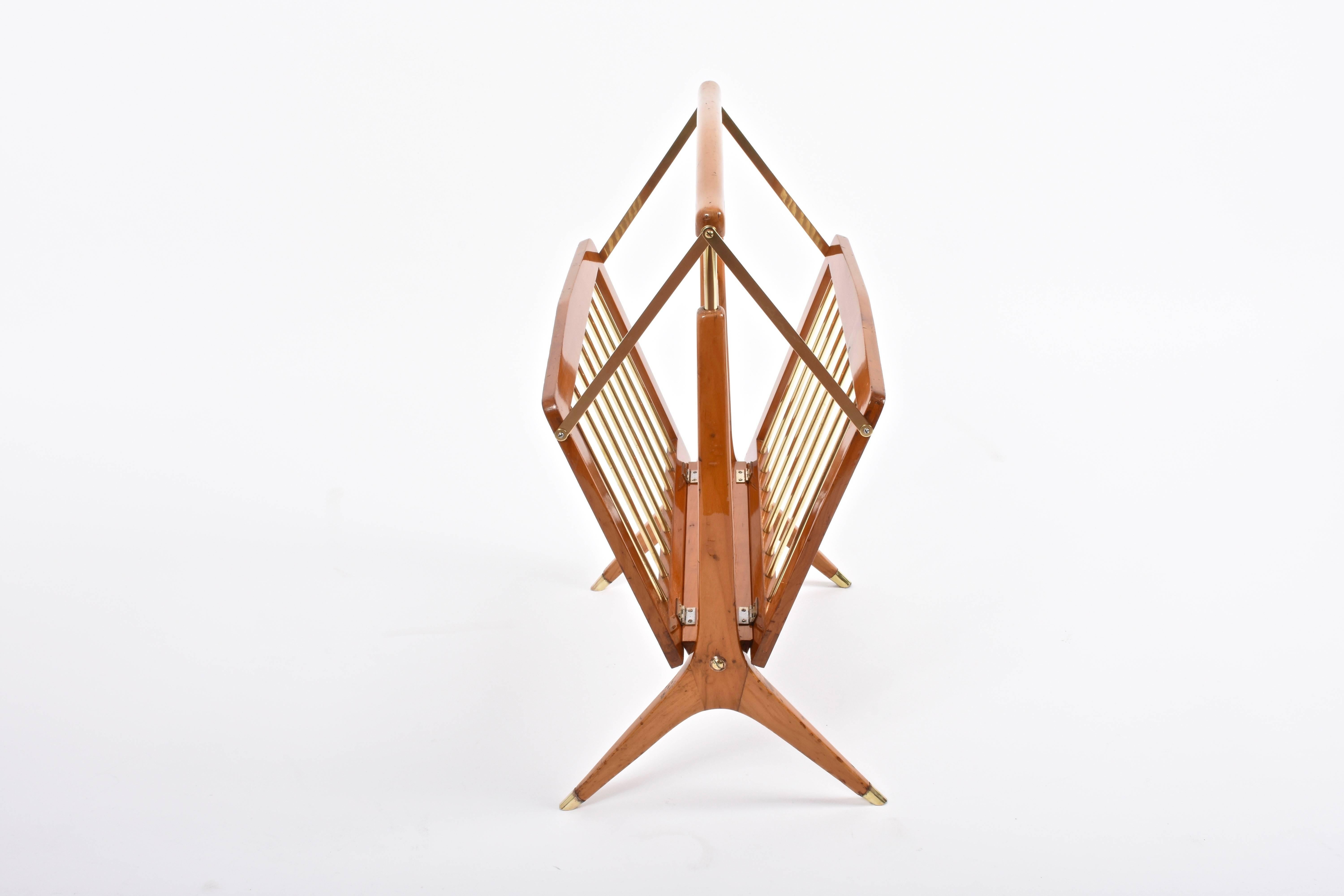 Cesare Lacca Midcentury Wood and Brass Italian Foldable Magazine Rack, 1950s 2