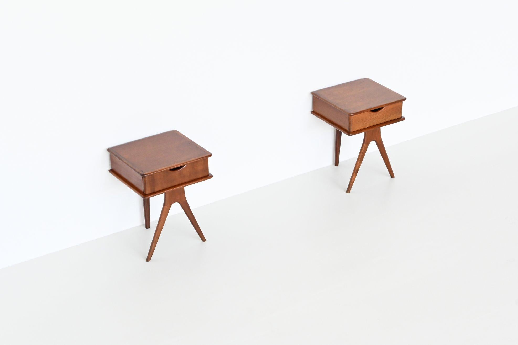 Cesare Lacca Style Pair of Nightstands Teak Wood, Italy 1960 10