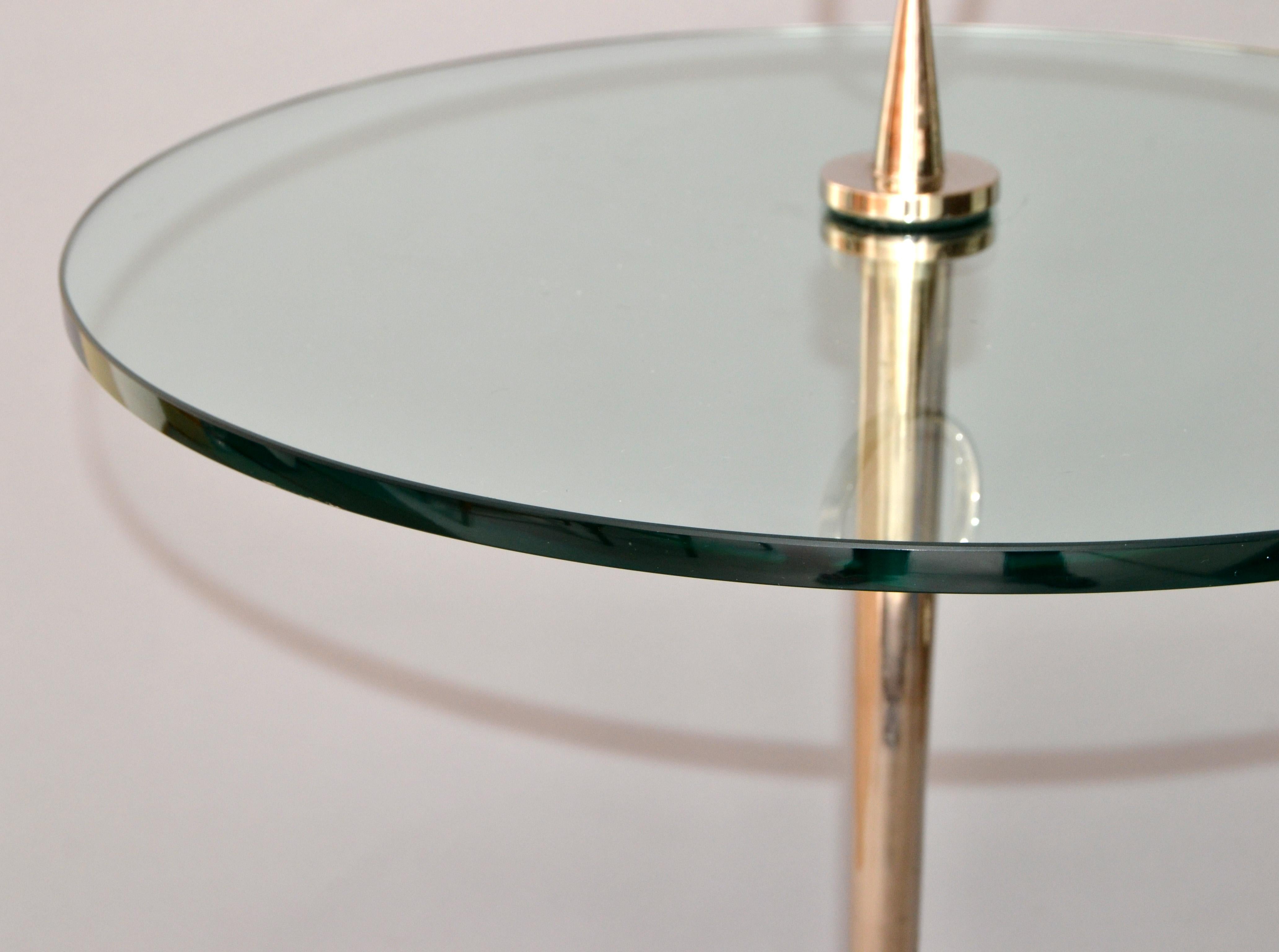 Table d'appoint tripode style Cesare Lacca en acier inoxydable et verre rond, Italie, 1950 en vente 1