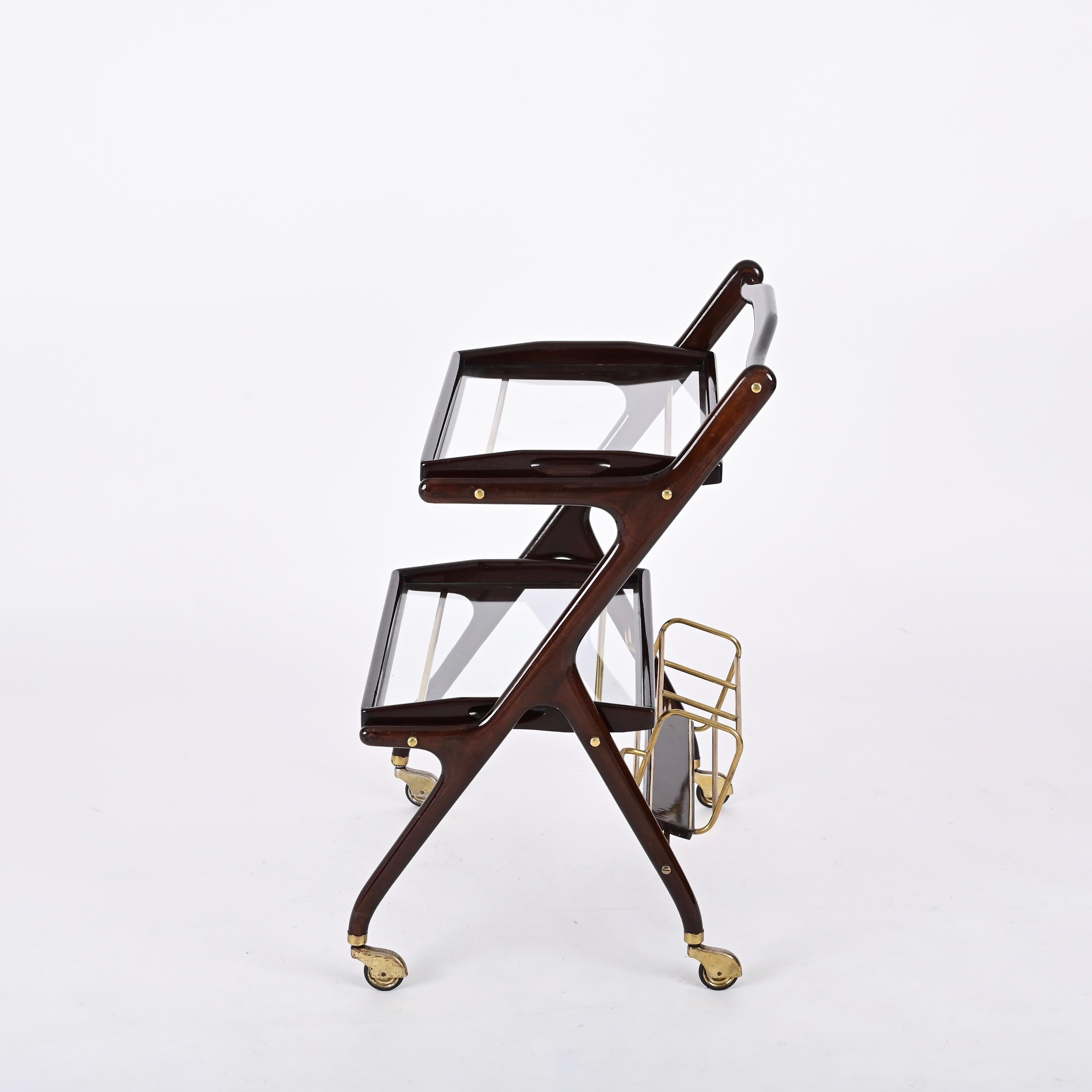 Mid-Century Modern Cesare Lacca Walnut, Brass and Glass Bar Cart with Bottle Holder, Italy 1950s For Sale