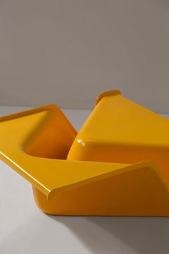 Cesare Leonardi and Franca Stagi Yellow Coffee table Kappa