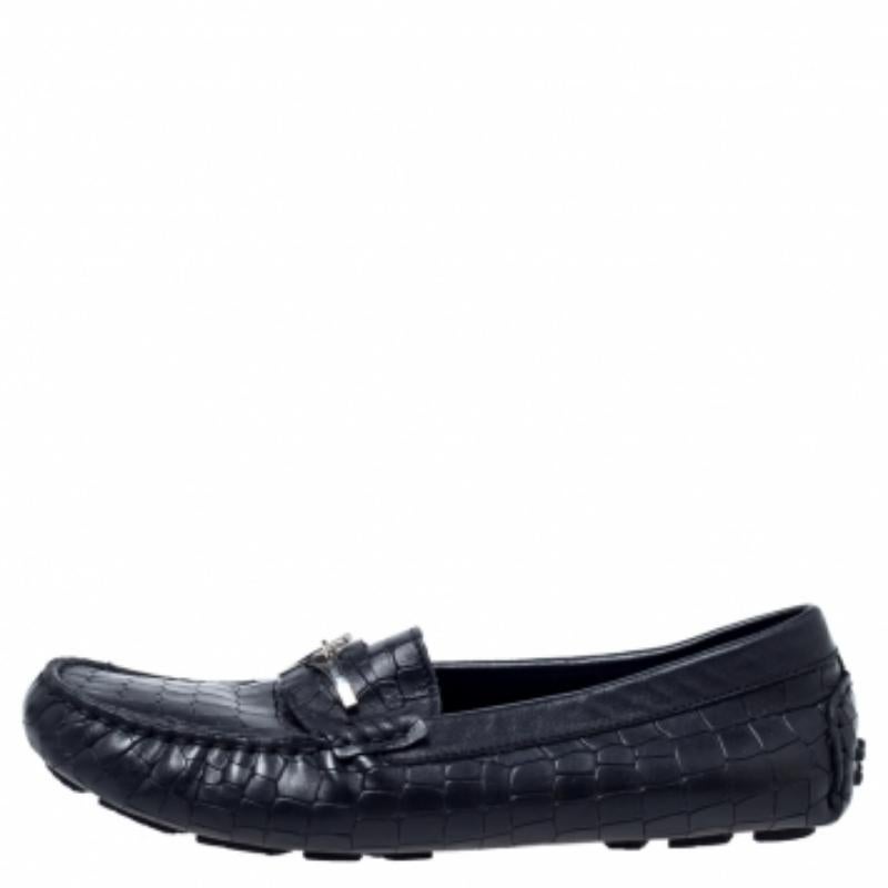Cesare Paciotti Black Croc Embossed Leather Slip On Loafers Size 35 État moyen - En vente à Dubai, Al Qouz 2