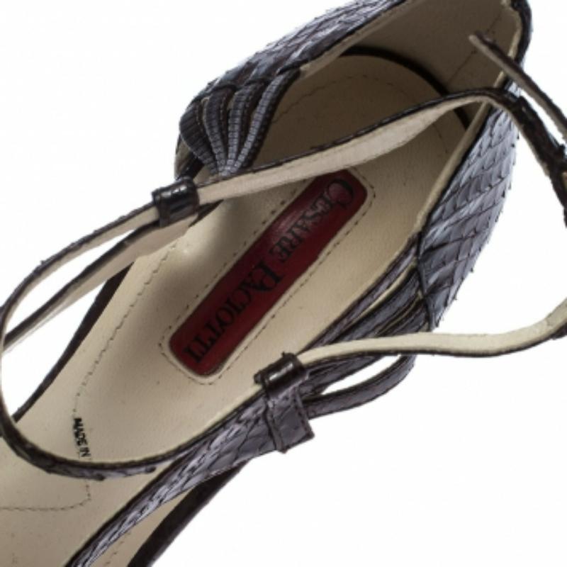 Nero Cesare Paciotti - Sandali con plateau in pitone marrone a doppia altezza - misura 38,5 in vendita