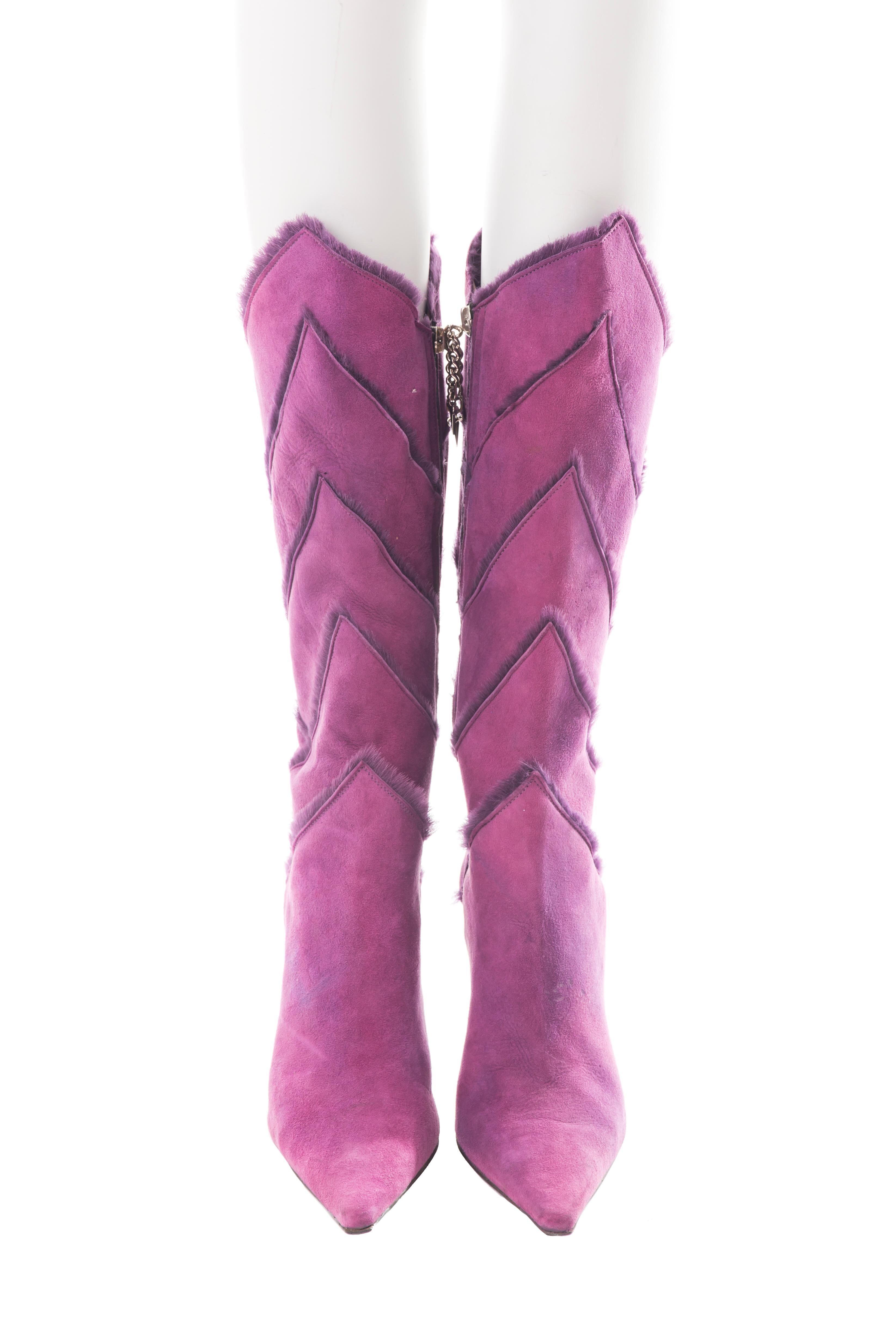 - Cesare Paciotti boots
- Sold by Gold Palms Vintage
- Fall/Winter 2002
- Purple distressed suede with real fur lining
- Pointed toe
- Size EU 38,5 / US 7.5
