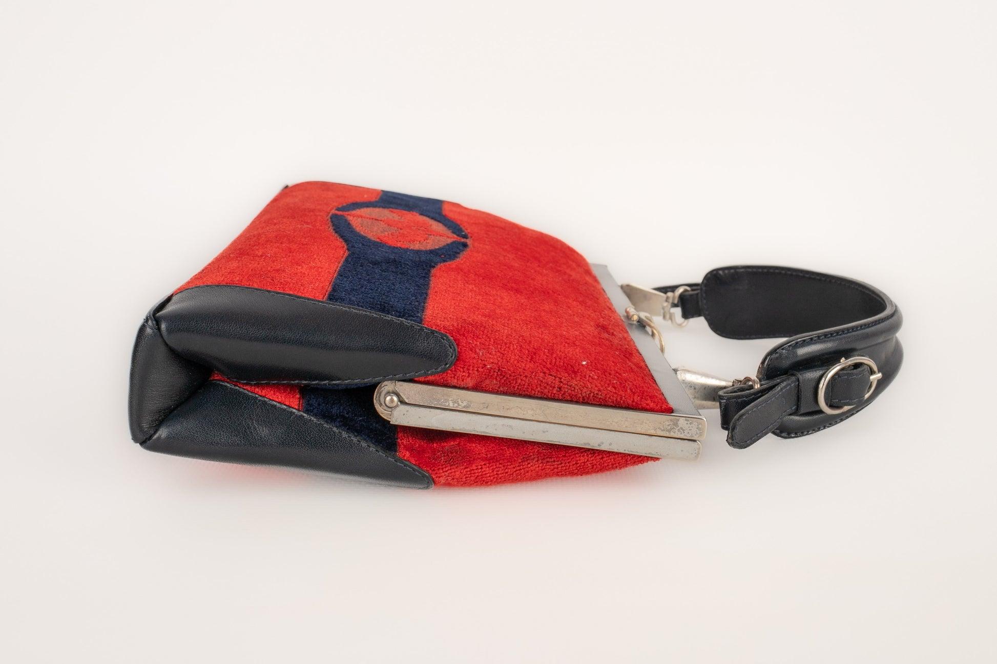 Sac en velours bleu et rouge de Cesare Piccini Bon état - En vente à SAINT-OUEN-SUR-SEINE, FR