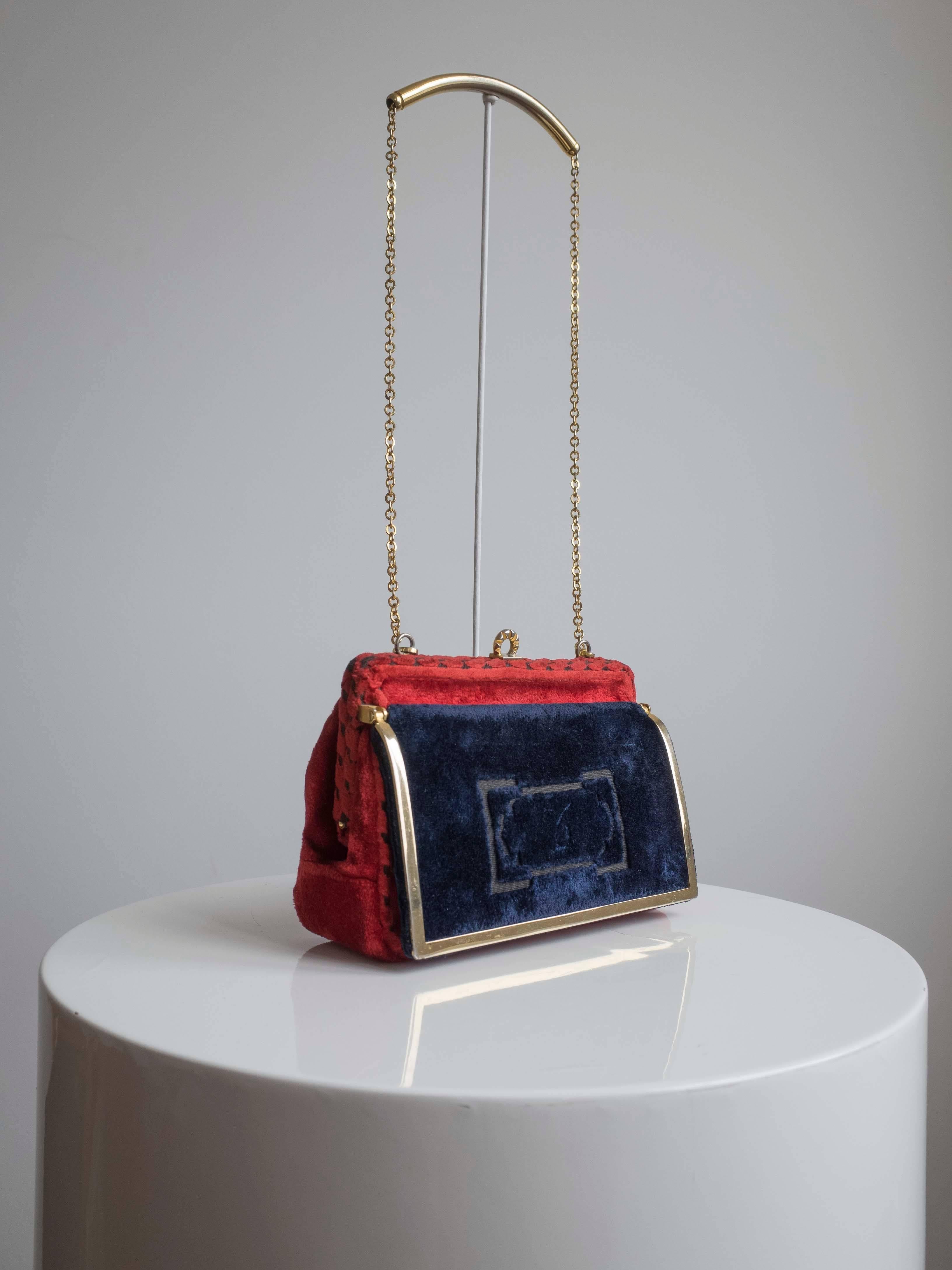 Cesare Piccini Vintage Blue and Red Velvet Handbag, Purse, 1960s In Excellent Condition In Antwerp, BE