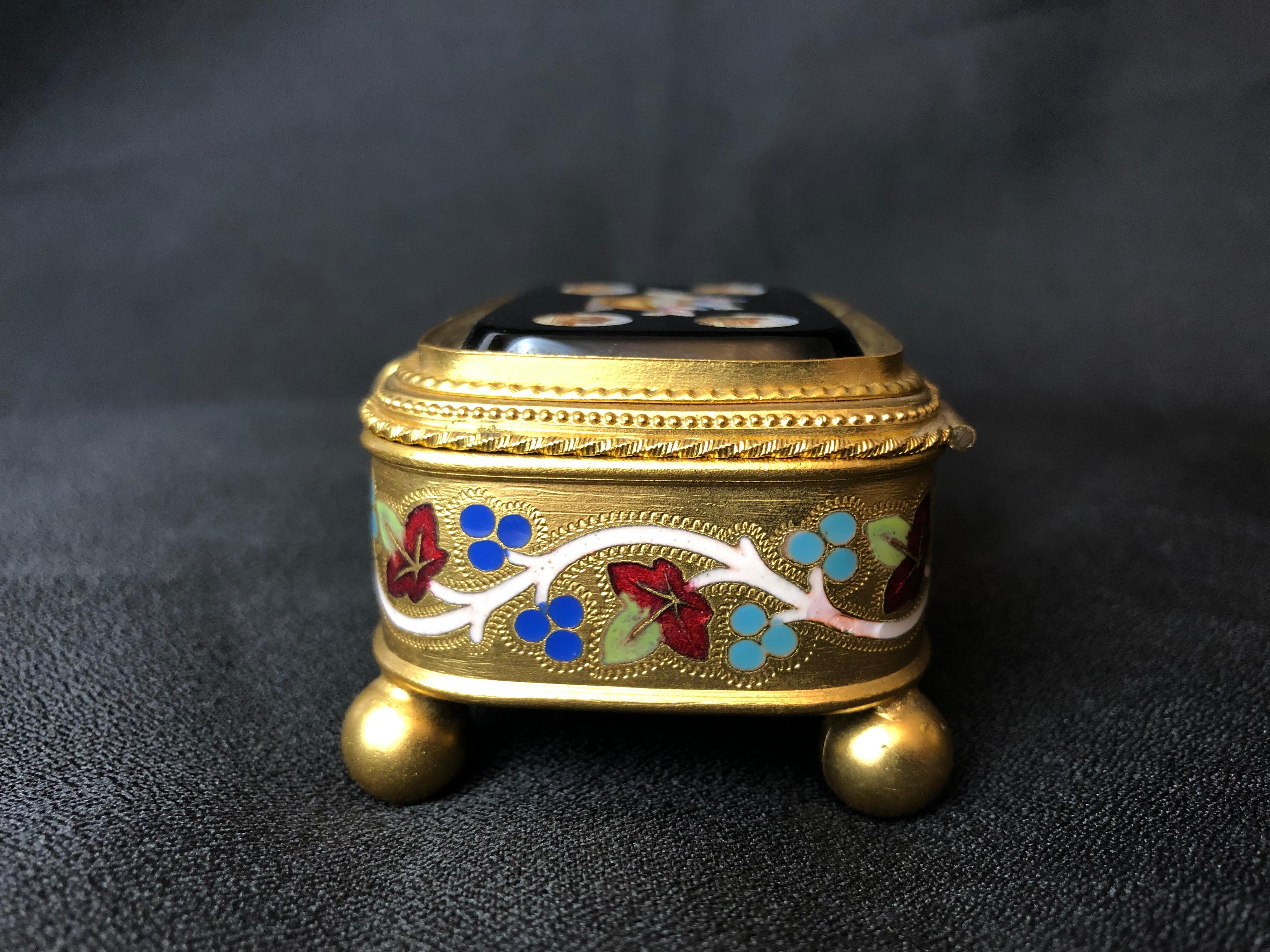 Cesare Roccheddiani Micro Mosaic Gilt and Enameled Jewel Box, Grand Tour In Good Condition For Sale In Seattle, WA