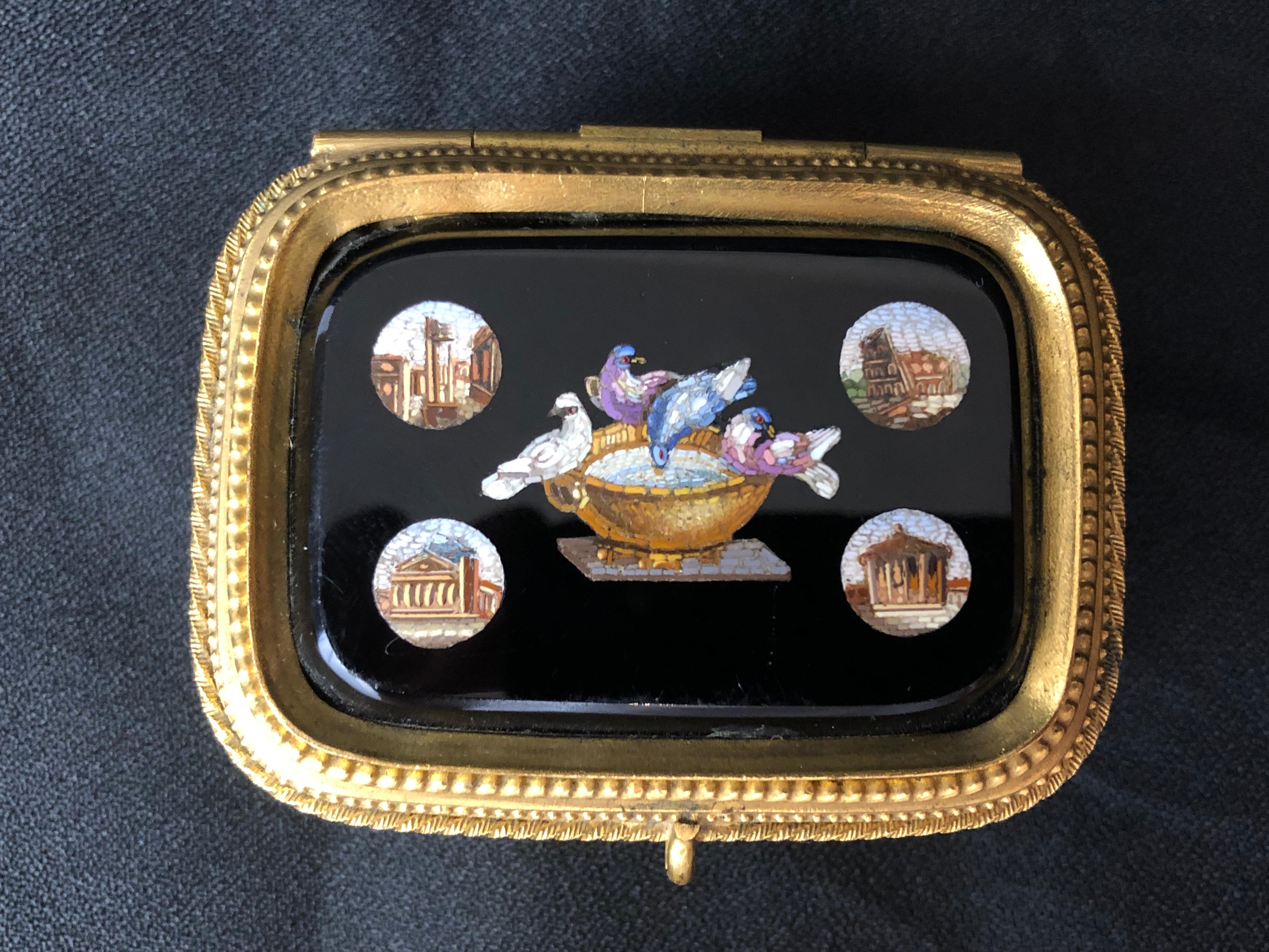 Cesare Roccheddiani Micro Mosaic Gilt and Enameled Jewel Box, Grand Tour For Sale 1