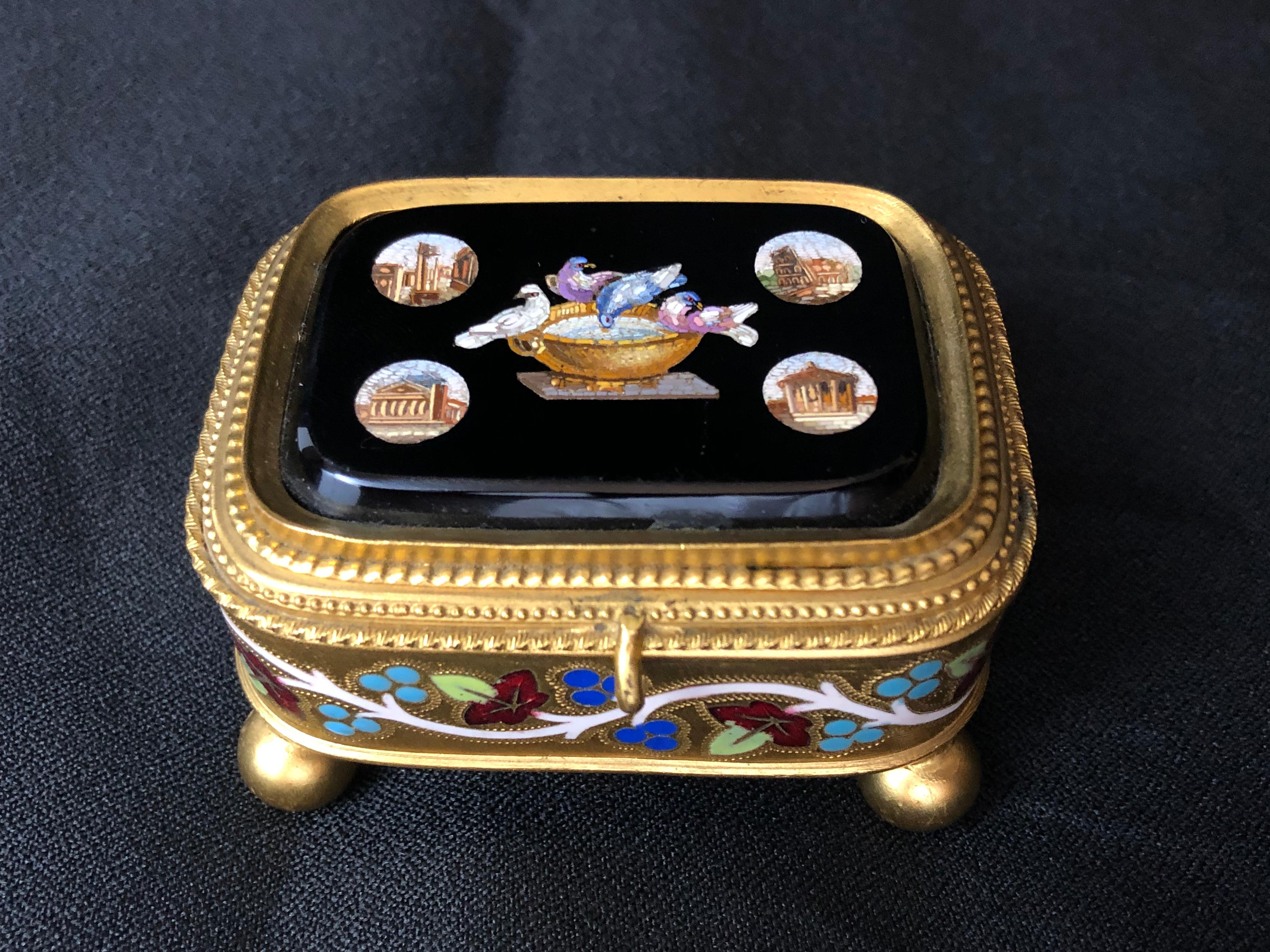 Cesare Roccheddiani Micro Mosaic Gilt and Enameled Jewel Box, Grand Tour For Sale 4