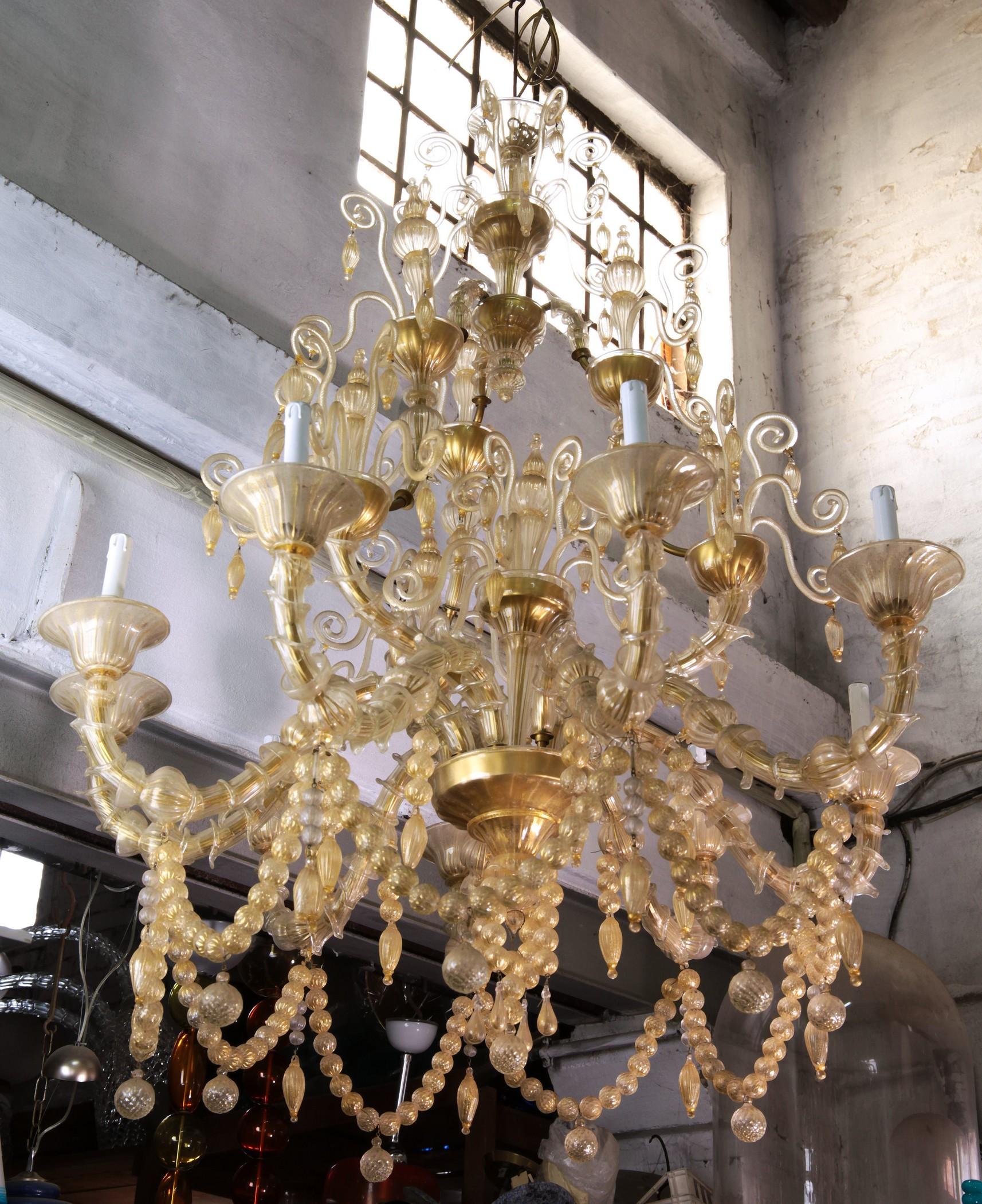 20th Century Cesare Toso Pearl Rezzonico Chandelier 9 Arms All in Gold Leaf over Clear, 1980s