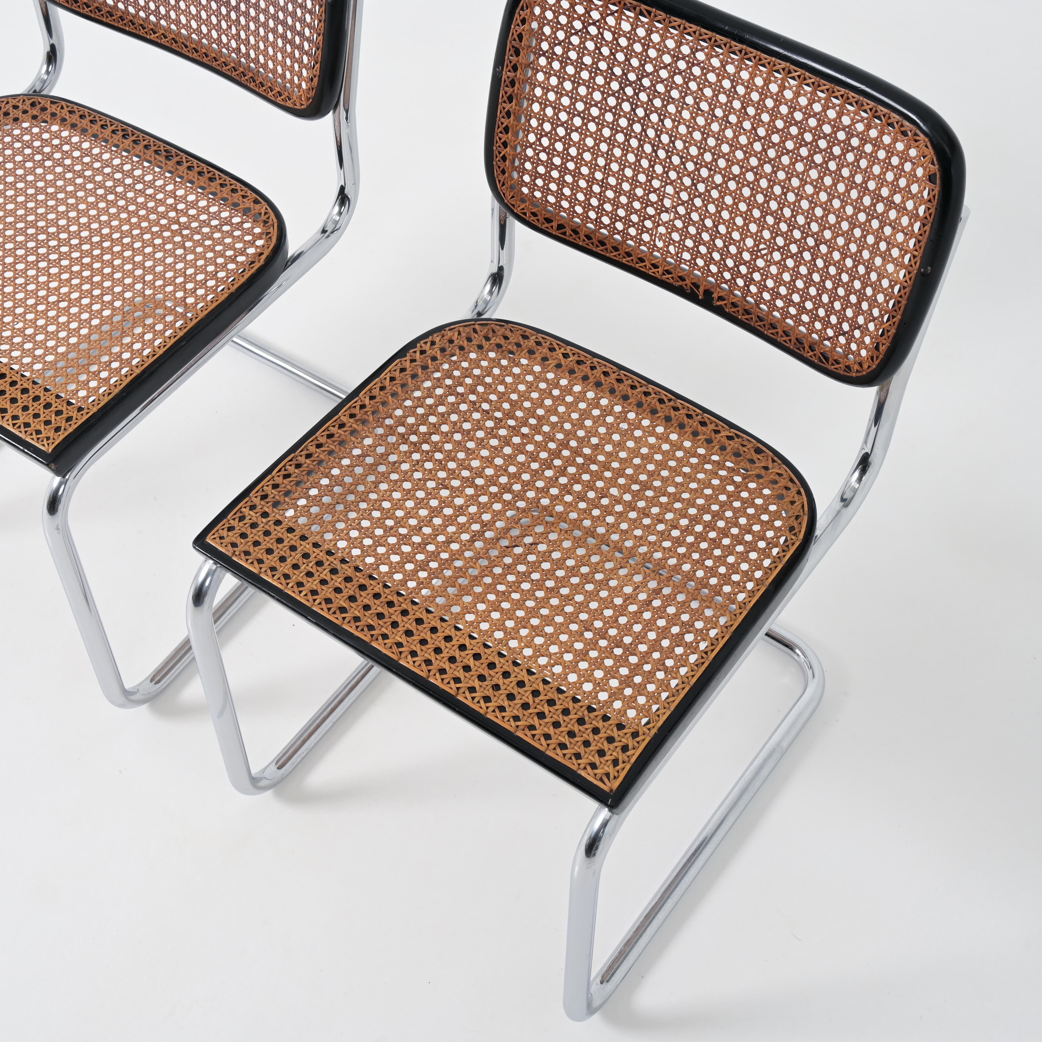 Italiano 'Cesca' B32 Side Chairs by Marcel Breuer for Gavina in vendita