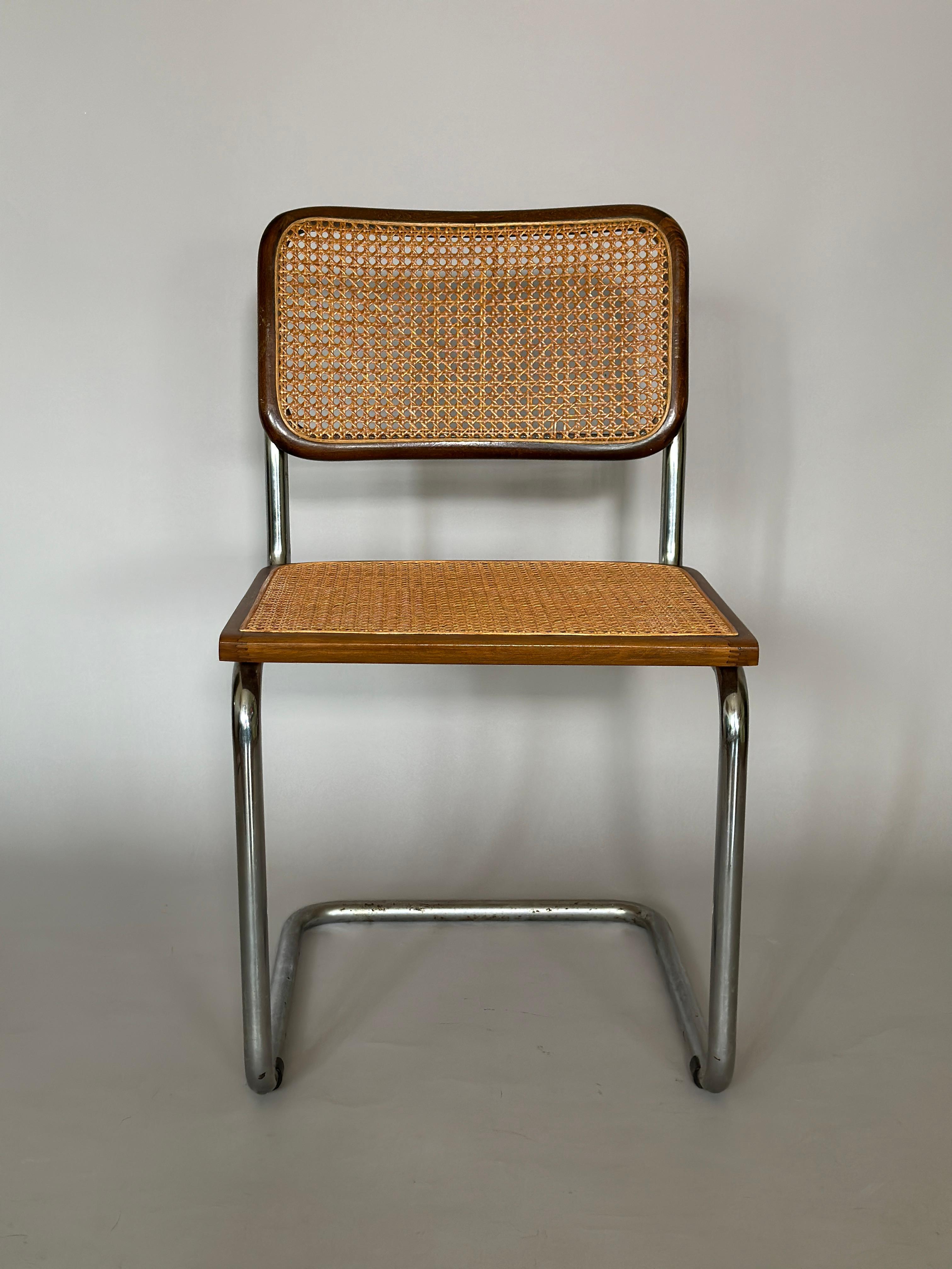 Cesca chair based on Marcel Breuer 1928 design, This chair are italian version made 1980s.