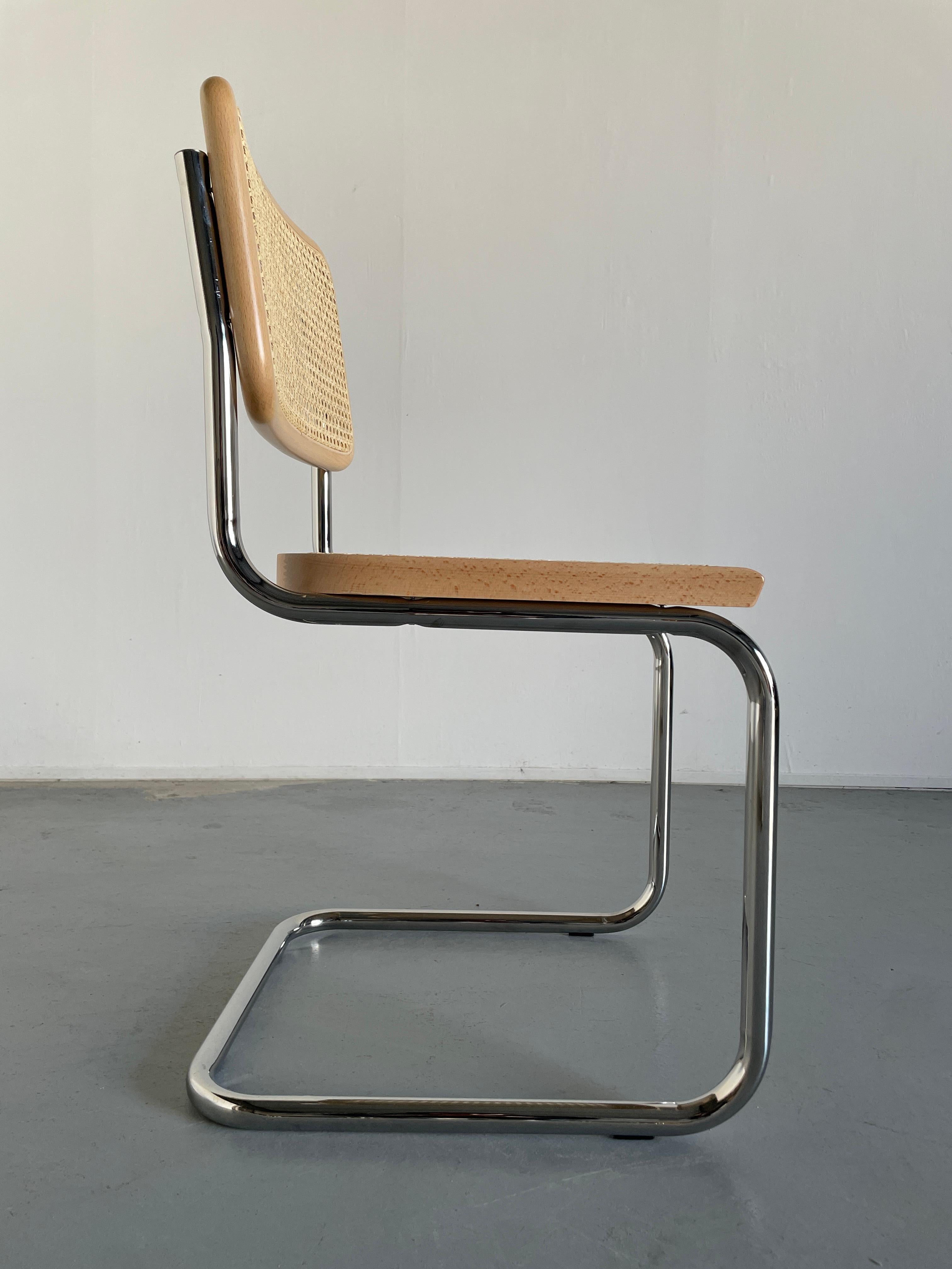 Cesca Mid Century Cantilever Chair, Marcel Breuer B32 Design For Sale 1