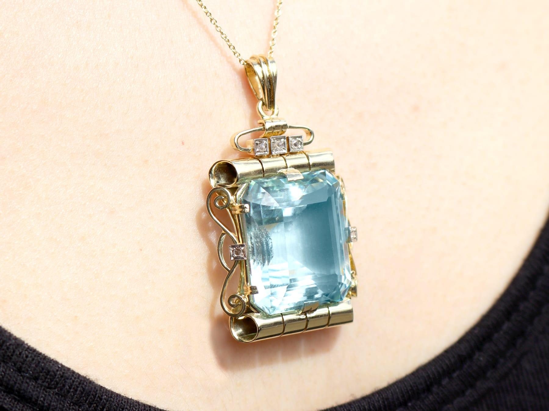 C'est Laudier 32.20 Carat Aquamarine 0.10 Carat Diamond 14k Yellow Gold Pendant en venta 5