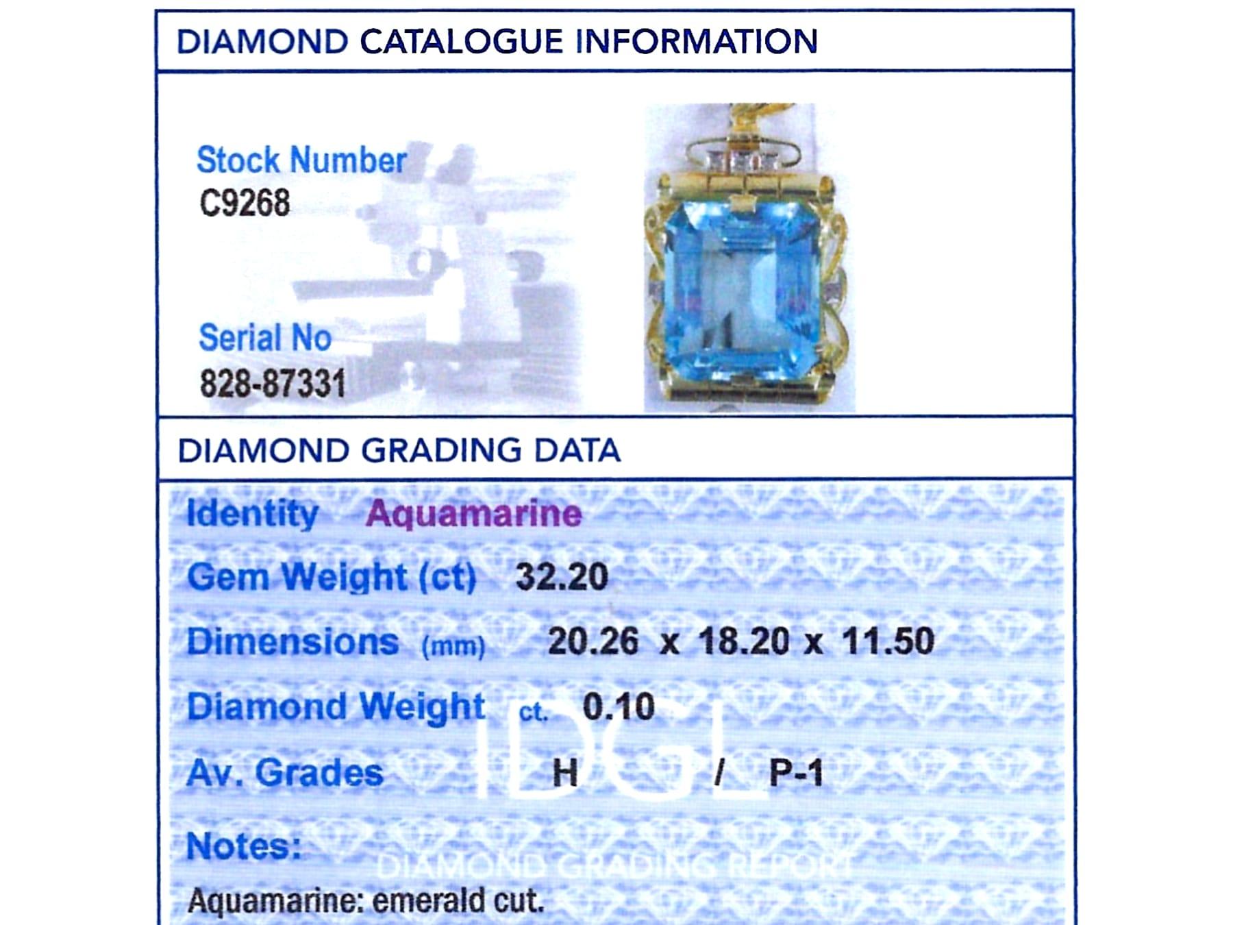 C'est Laudier 32.20 Carat Aquamarine 0.10 Carat Diamond 14k Yellow Gold Pendant en venta 3