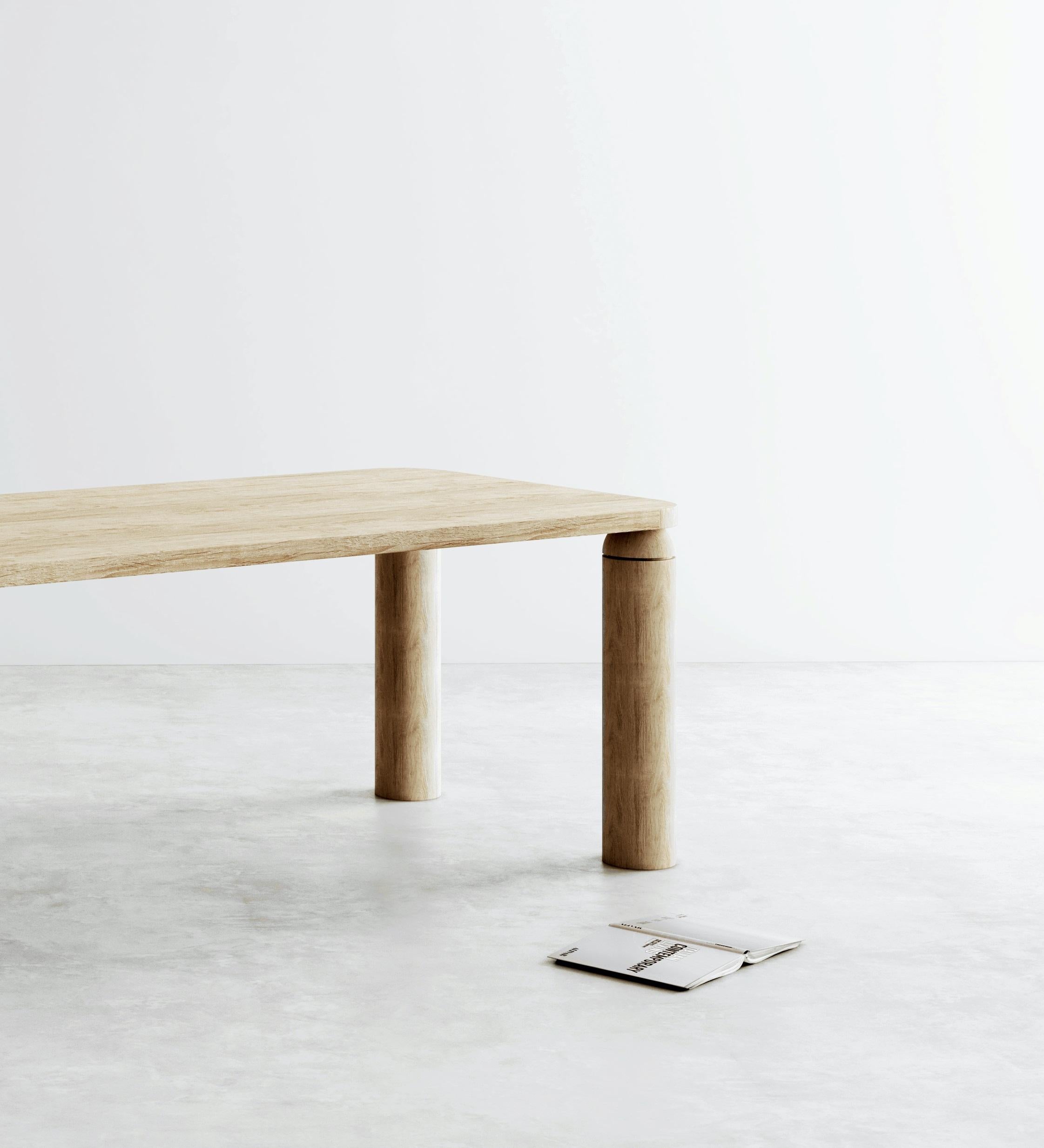 Postmoderne C'est Le Pied Table à manger par Studio Uwe Gaertner en vente