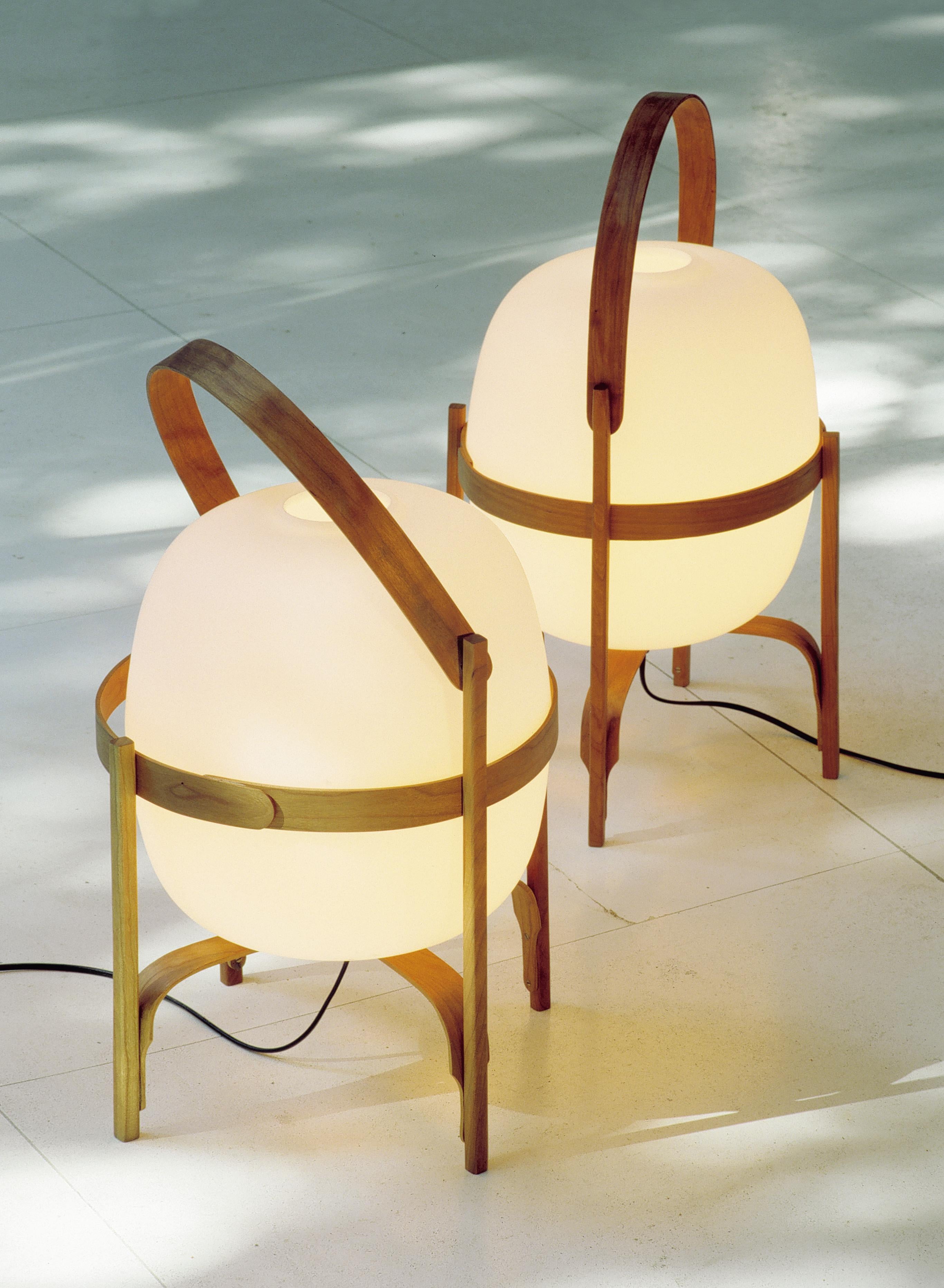 Cesta Table Lamp by Miguel Milá 3