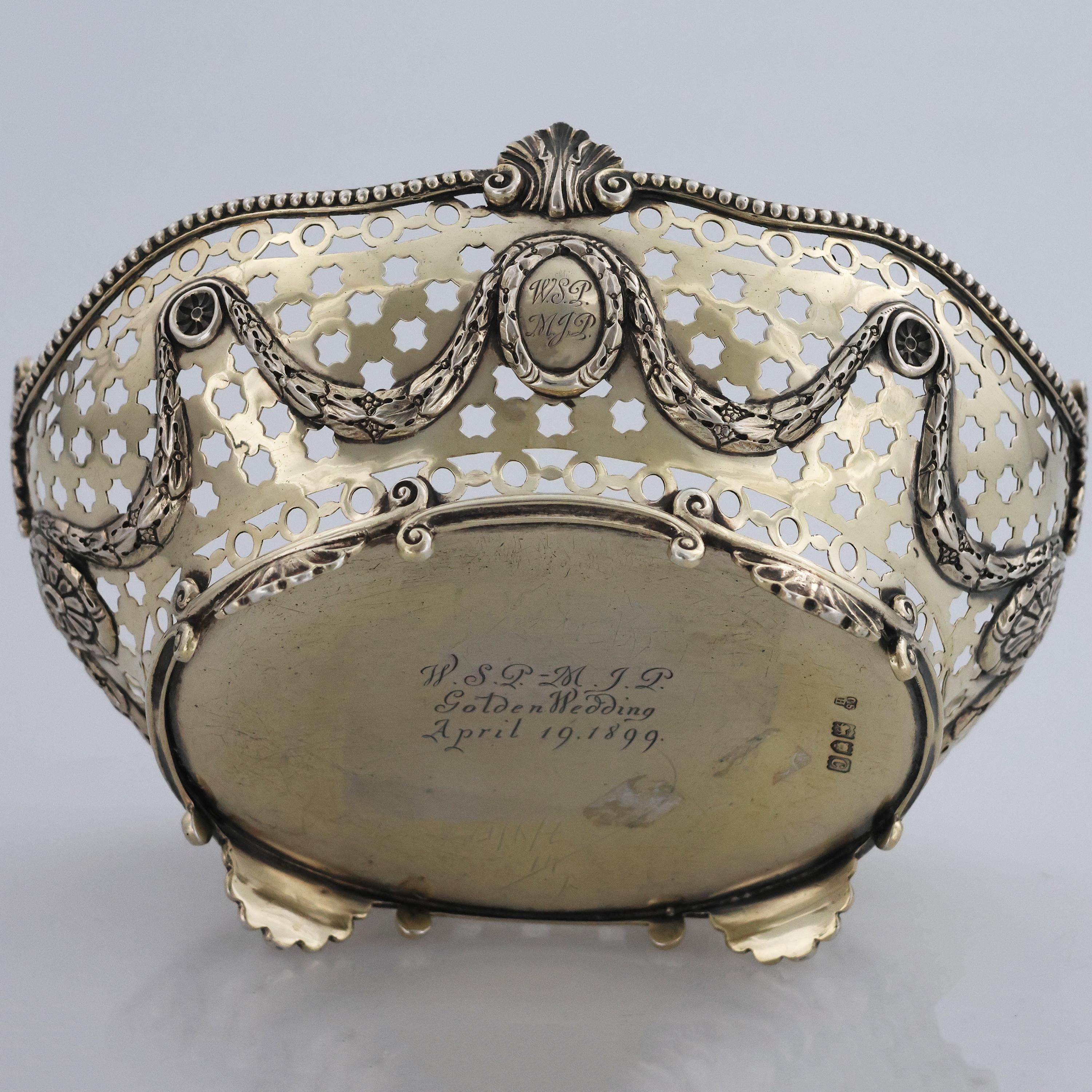 Cesta de plata de ley Reina Victoria, Charles Stuart Harris, Londres, 1898 Británico