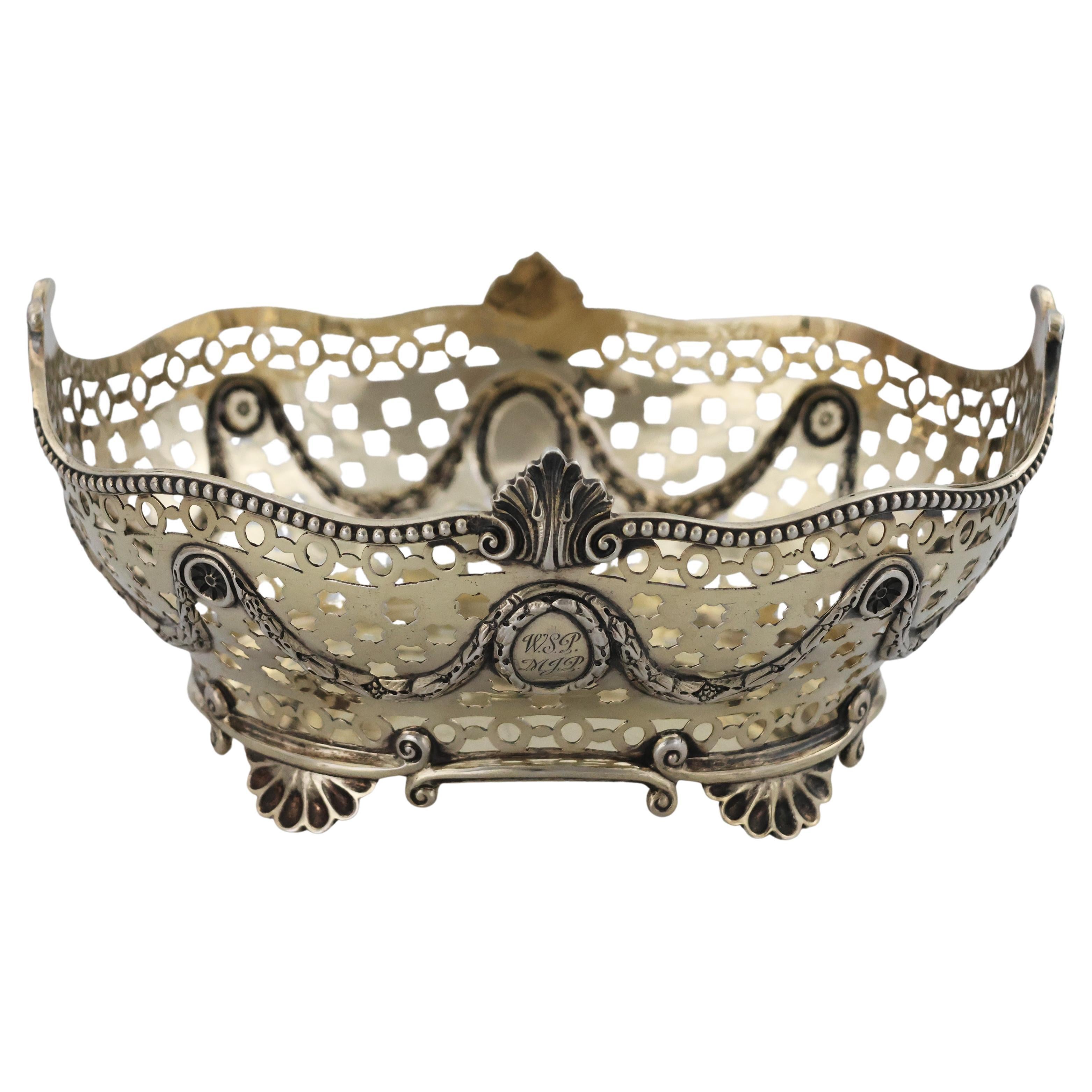 Cesta de plata de ley Reina Victoria, Charles Stuart Harris, Londres, 1898