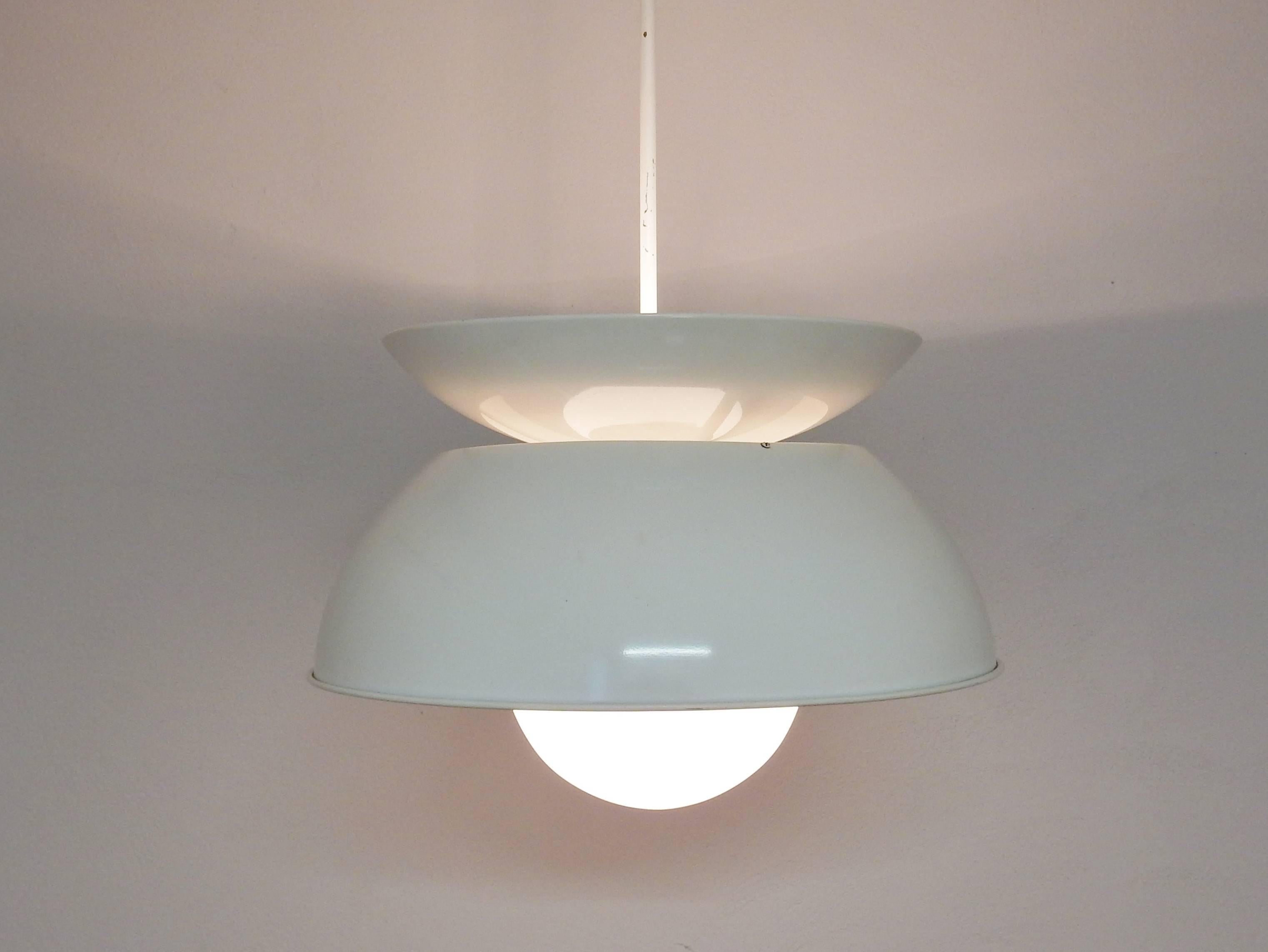 'Cetra' Pendant Light by Vico Magistretti for Artemide, Italy, 1960s In Good Condition In Steenwijk, NL