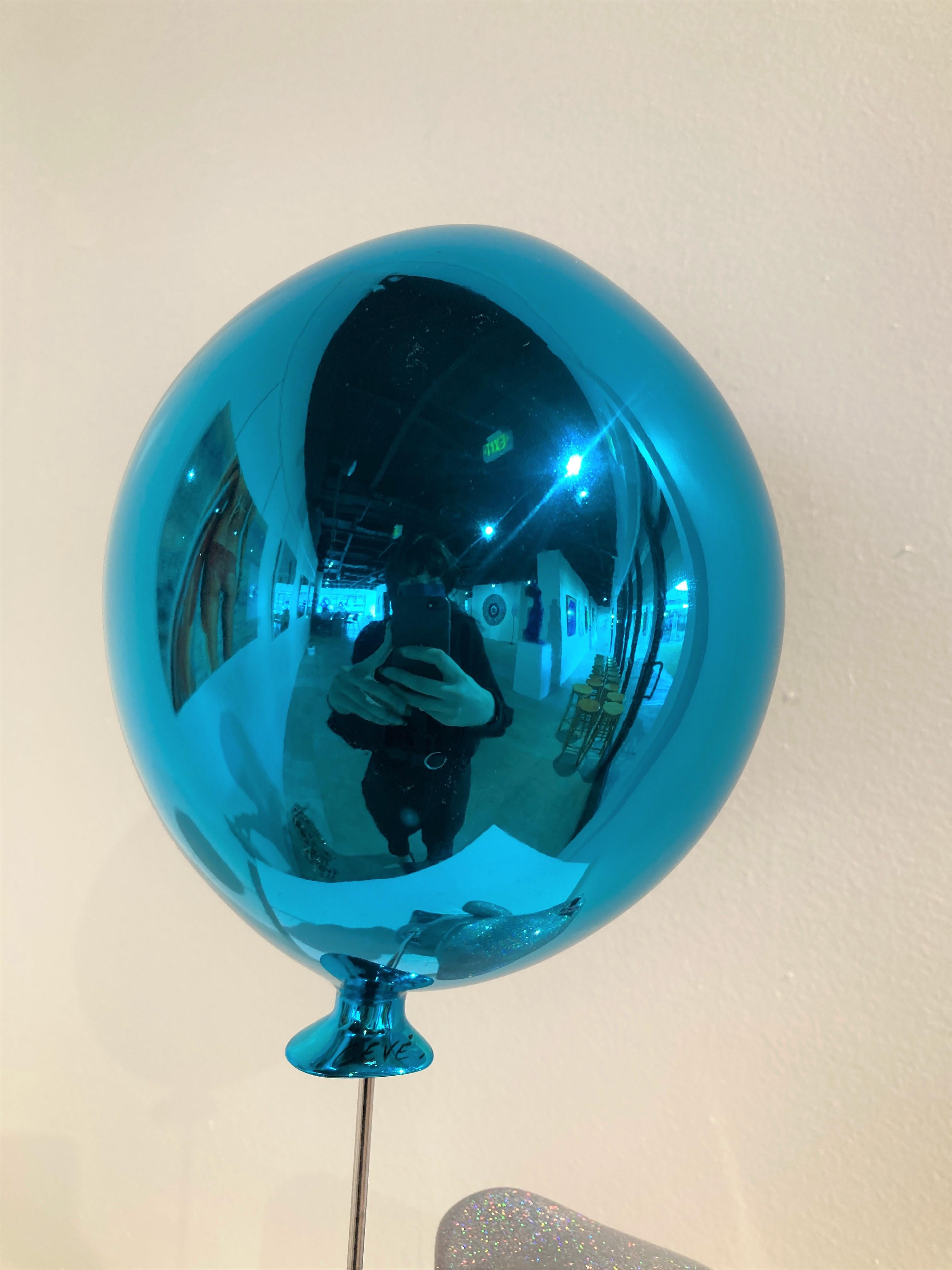 Bubbly Silver Glitter Balloon Turquoise - Sculpture by Cévé