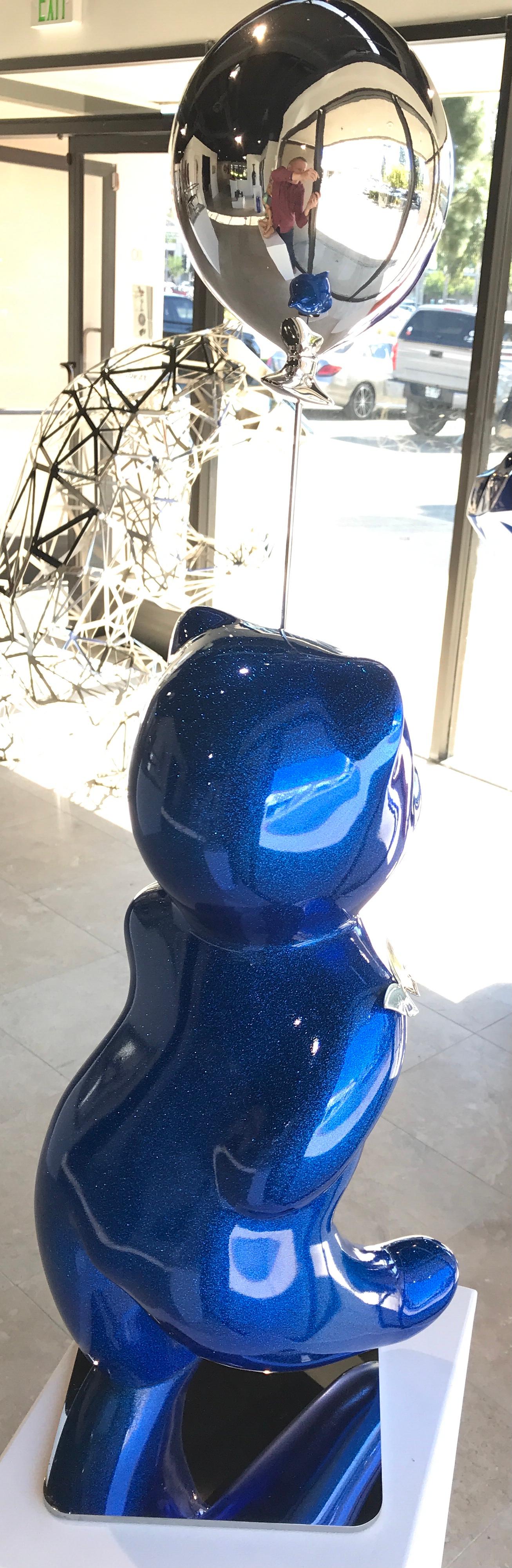 Walking Teddy - Sparkly Blue Glitter w/Silver Balloon For Sale 2