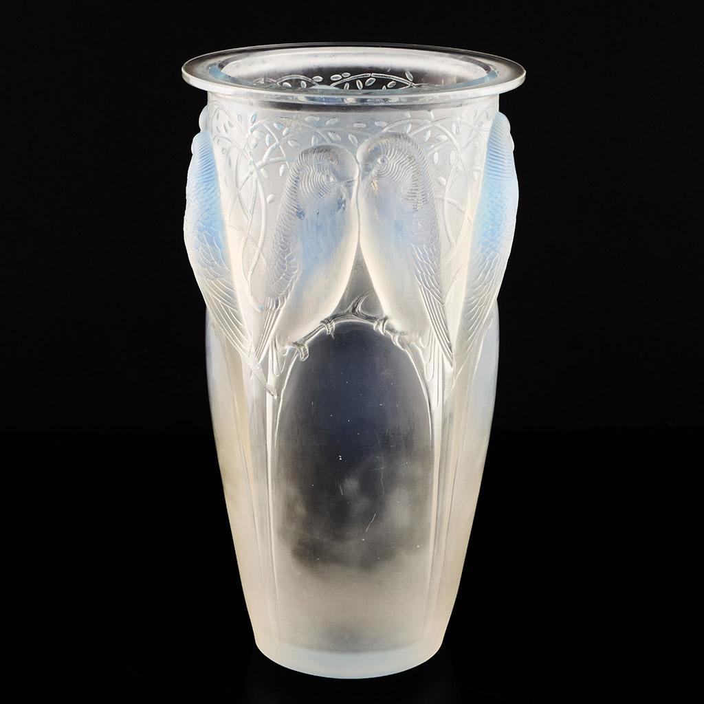Art Deco Ceylan an Opalescent Glass Vase by Rene Lalique  For Sale