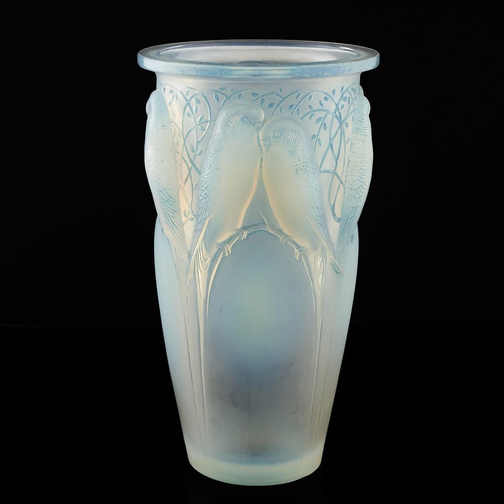 French 'Ceylan' Rene Lalique Opalescent Glass Vase Circa 1930  For Sale
