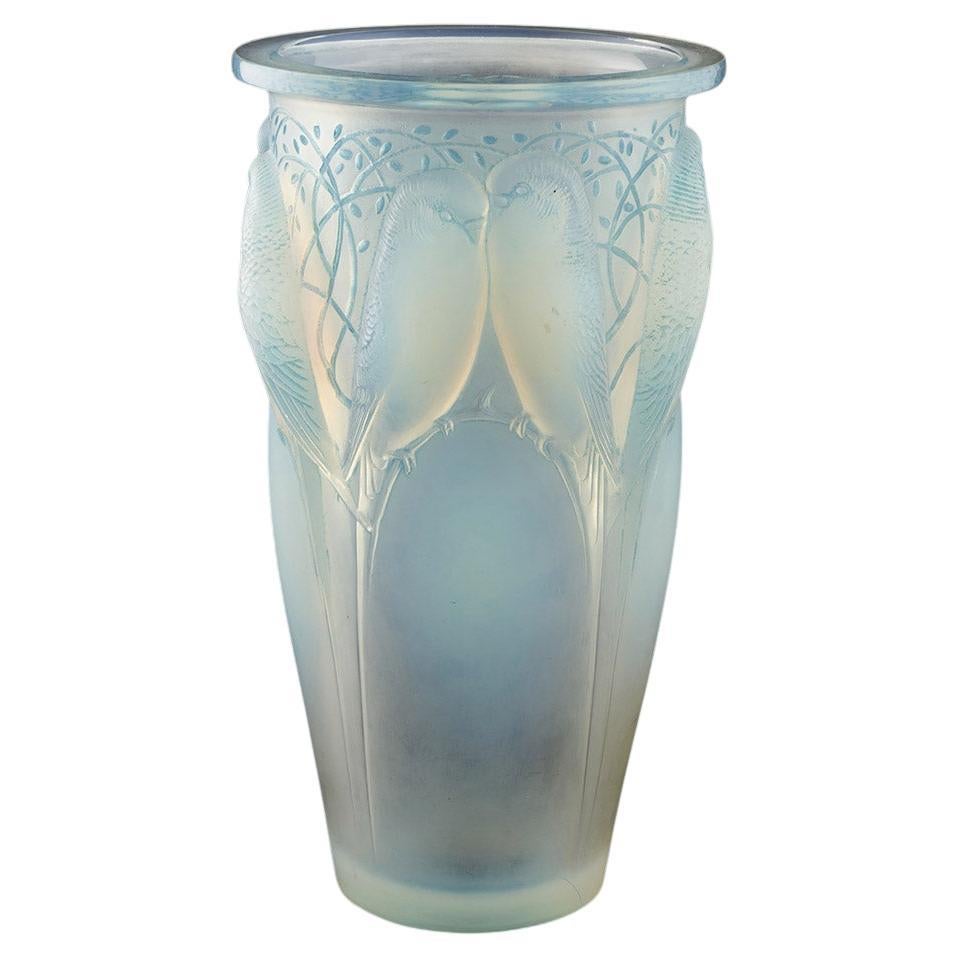 'Ceylan' Rene Lalique Opalescent Glass Vase Circa 1930  For Sale