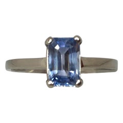 Ceylon 1.00 Carat Emerald Cut Blue Sapphire 14 Karat White Gold Solitaire Ring