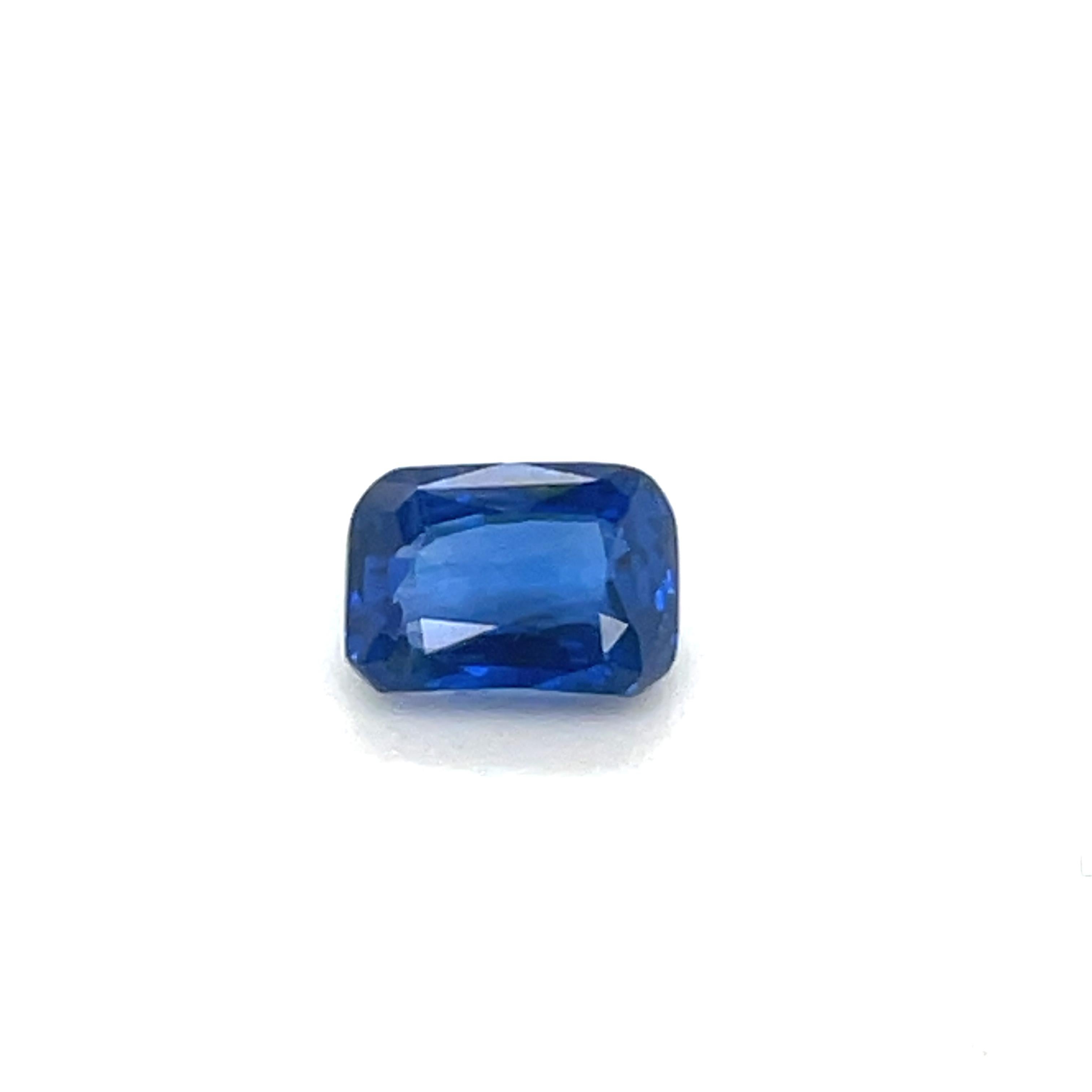 Taglio cuscino Zaffiro blu di Ceylon da 3,05 carati con taglio a cuscino in vendita