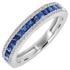 Bague en or blanc 18k avec saphir bleu de Ceylan et diamants