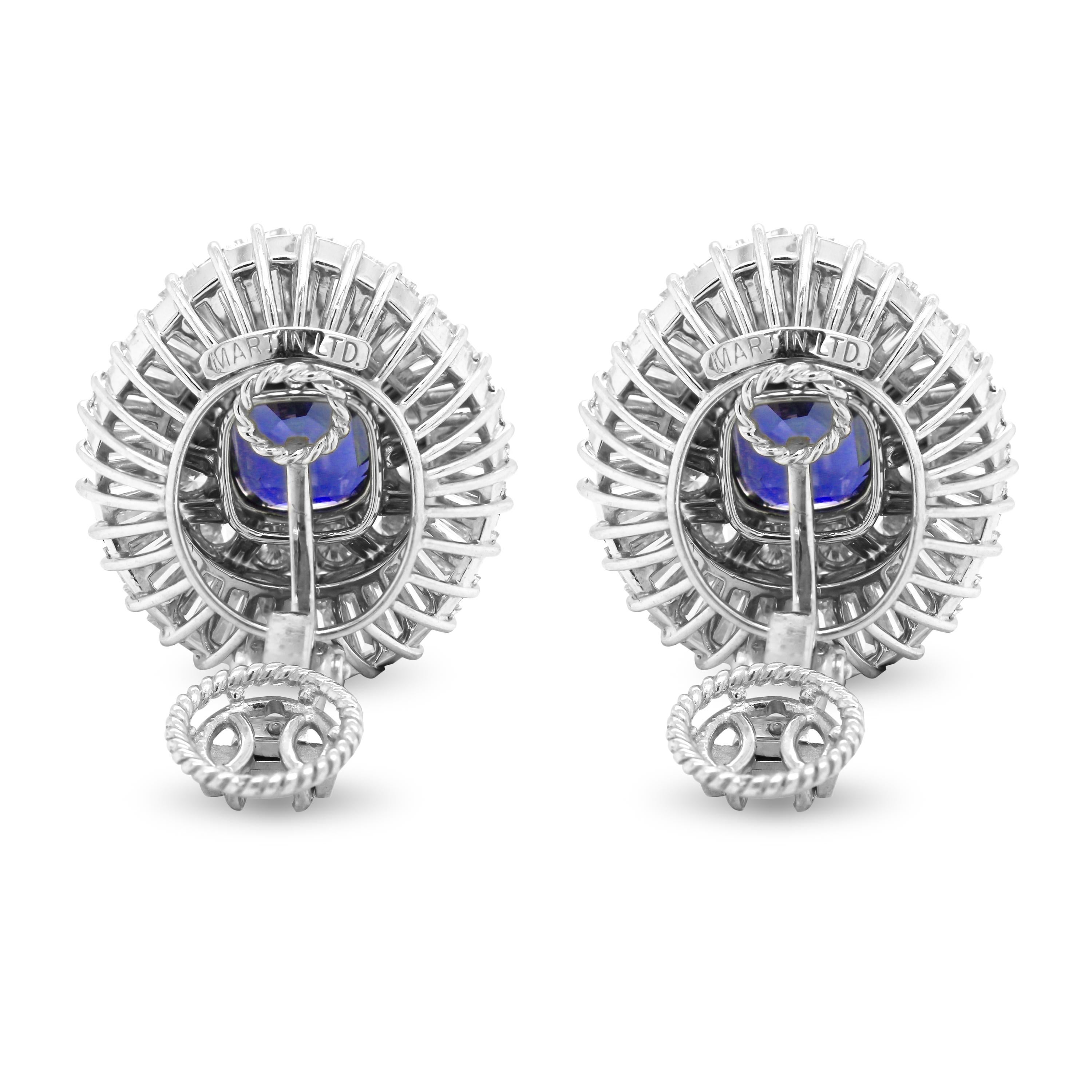 Ceylon Cushion Blue Sapphire Tapered Baguette Round Diamond Platinum Earrings

These state-of-the-art earrings feature two, cushion-cut, Ceylon Blue Sapphires with Tapered Baguette and round diamonds all throughout.

Apprx. 9 carat Ceylon Blue