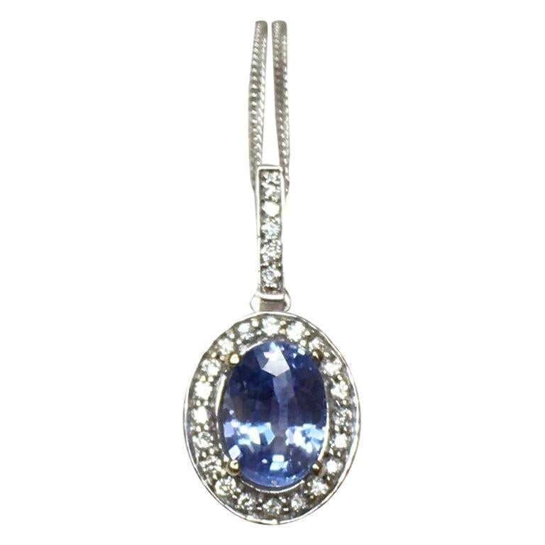 Ceylon Light Blue Sapphire and Diamond 1.14 Carat Gold Halo/Cluster Pendant
