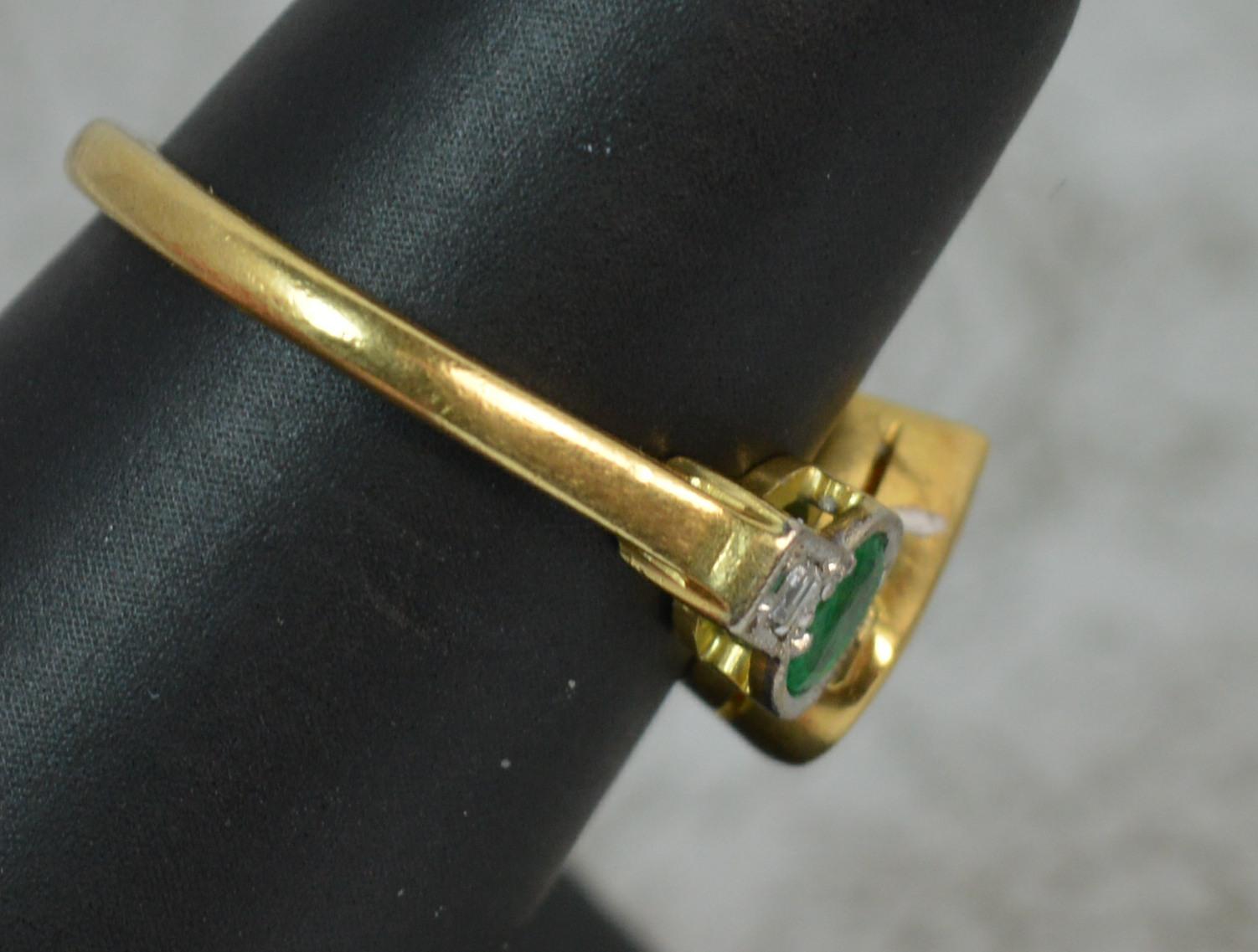 Ceylon Orange Sapphire Emerald and Diamond 18 Carat Gold Five-Stone Ring 6