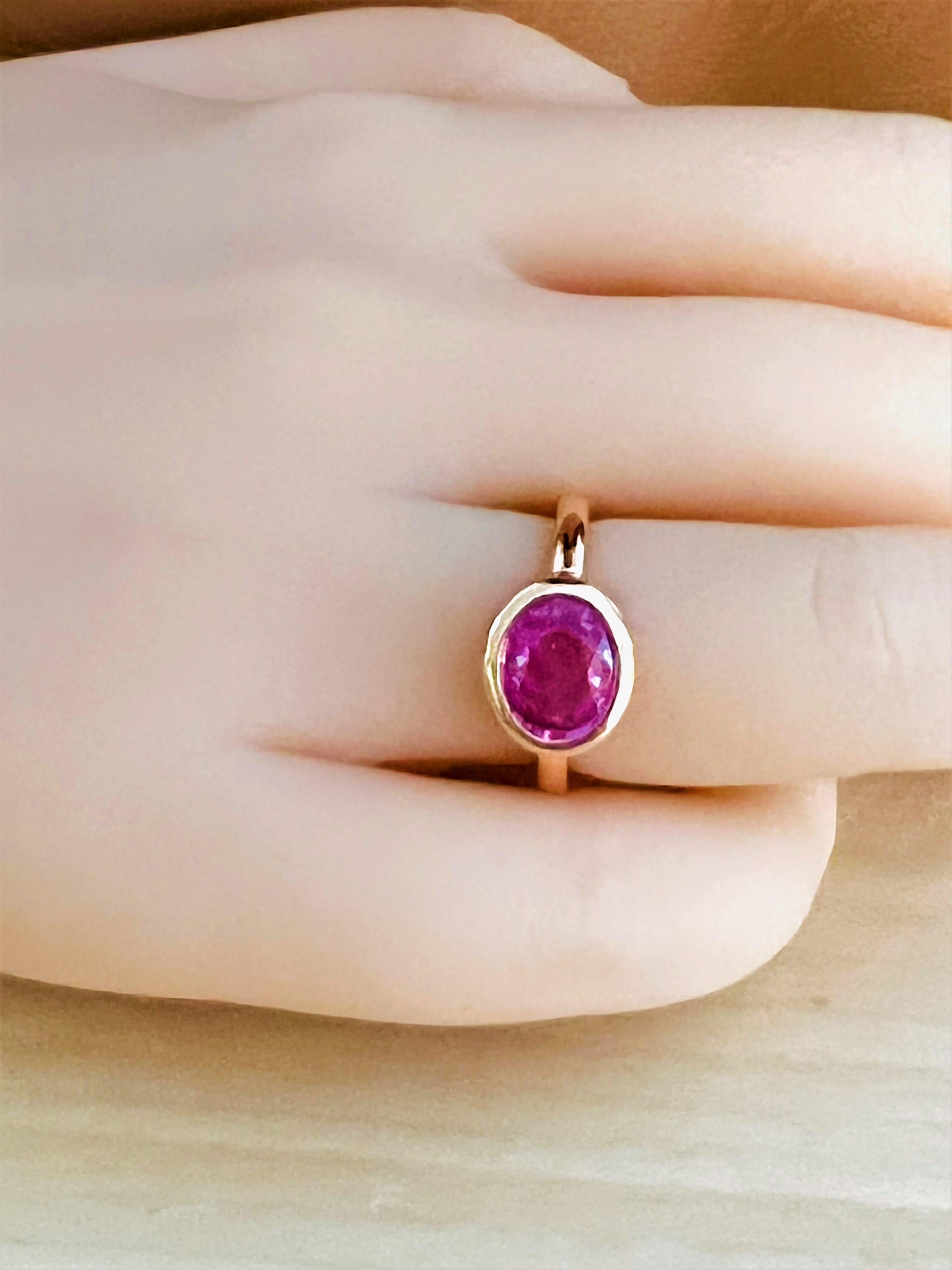 Ceylon Pink Sapphire 2.45 Carat  High Dome 18 Karat Rose Gold Cocktail Ring In New Condition In New York, NY