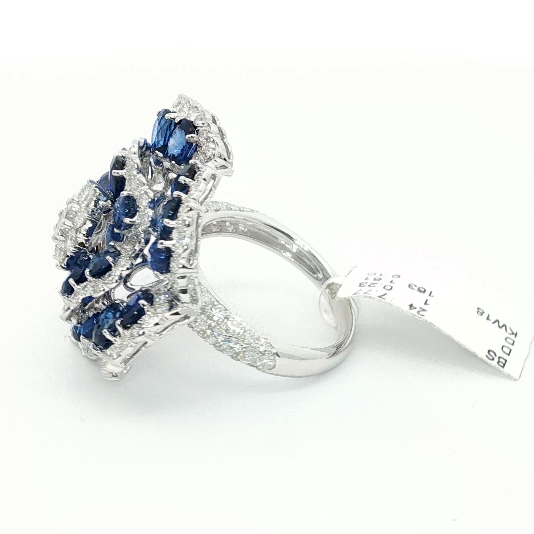 Ceylon Saphir 10,12ct Kamelien-Cocktailring mit Diamant-Halo 18K Weißgold im Angebot 7