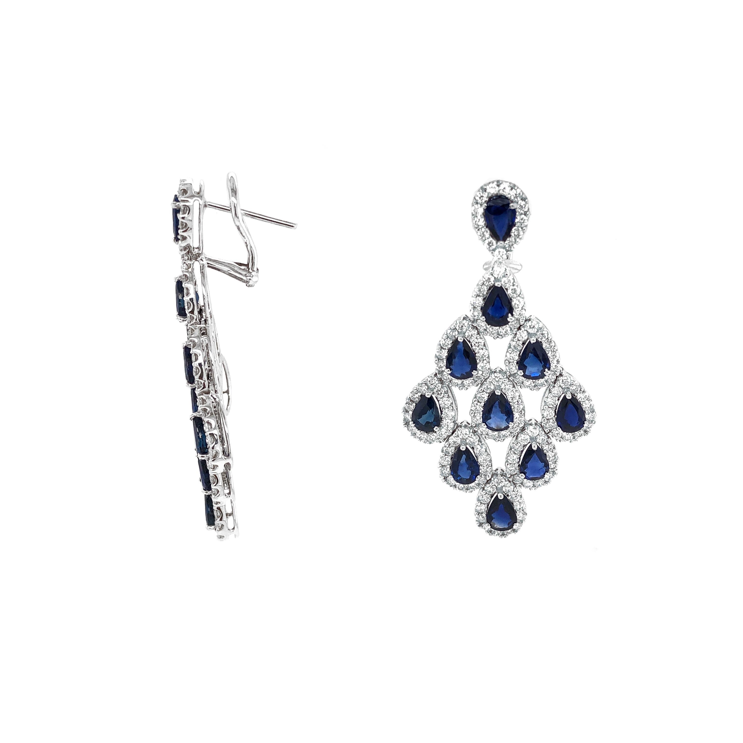 Contemporary Ceylon Sapphire 10.44 Carat Diamond Chandelier 18 Karat Gold Earrings For Sale