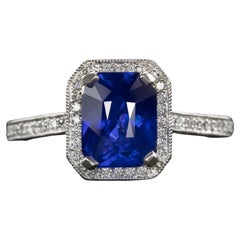 Ceylon Sapphire 3.40 Carat Diamond Ring