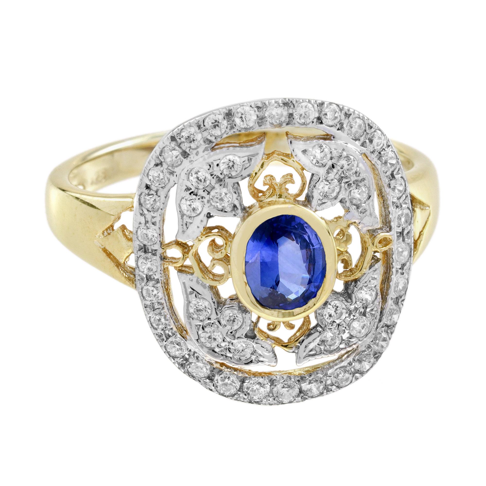 Un affascinante zaffiro di Ceylon al centro, che irradia una profonda e ricca tonalità di blu.
Circondato da diamanti scintillanti, il design aggiunge un tocco di glamour e raffinatezza vintage. Le forme geometriche e le linee pulite riflettono