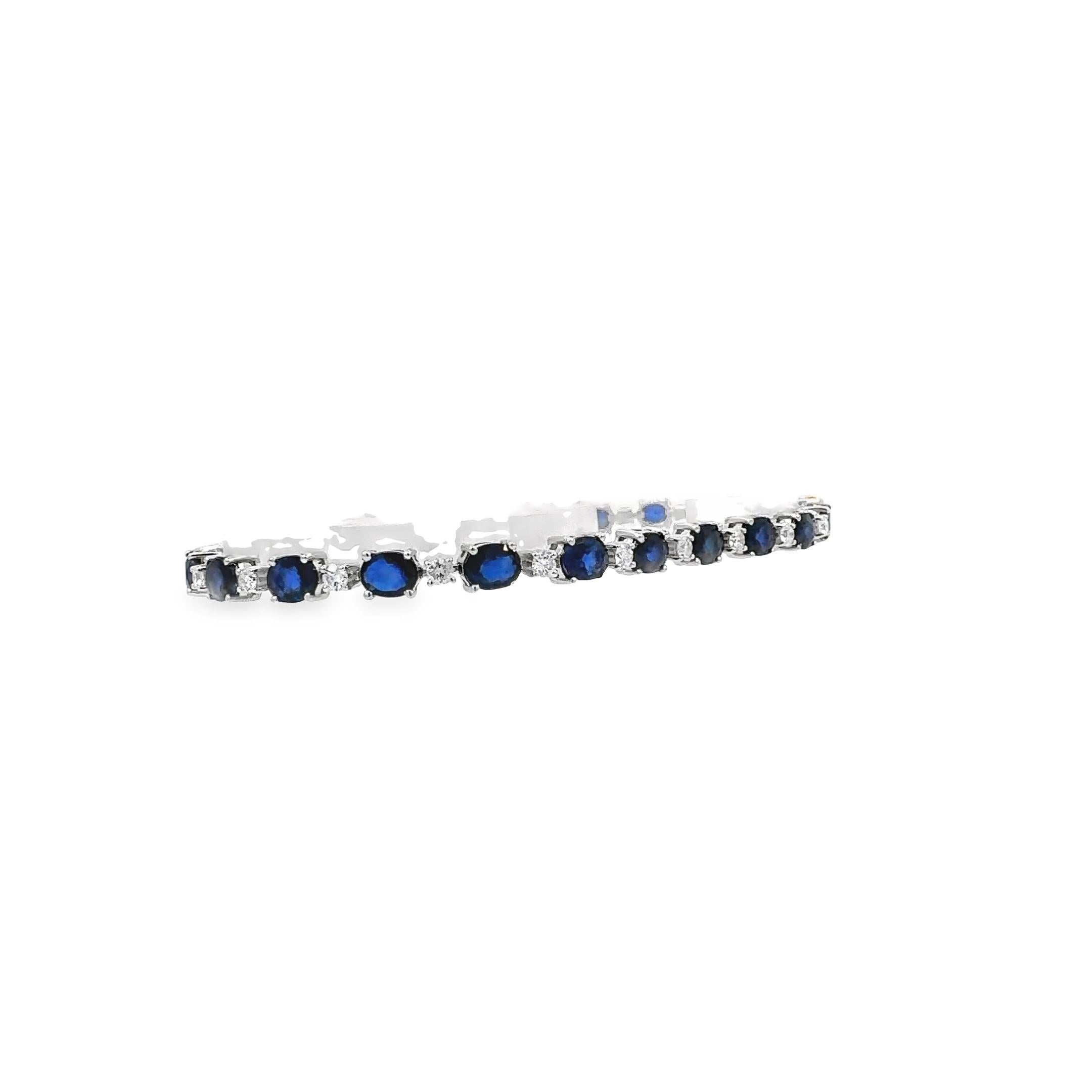 Artículo nº 8172

GGA - Gemassure Tasaciones Gemológicas Certificadas 
Pulsera de señora de 14 quilates con zafiro de Ceilán de 8,04 quilates y diamantes de 1,0 quilate
Pulsera de oro blanco de 14 quilates y 14 quilates de corindón zafiro natural y