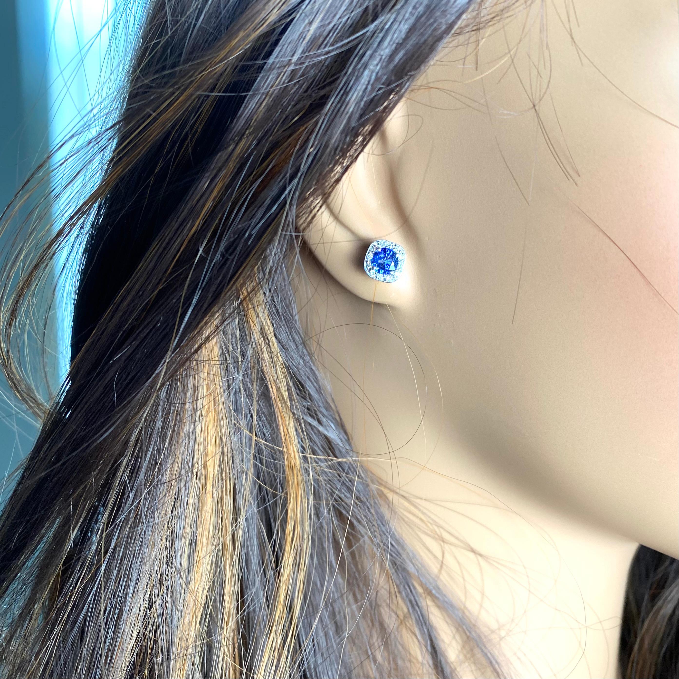Women's or Men's Ceylon Sapphire Diamond 1.80 Carat 14 Karat White Gold 0.40 Inch Halo Earrings For Sale