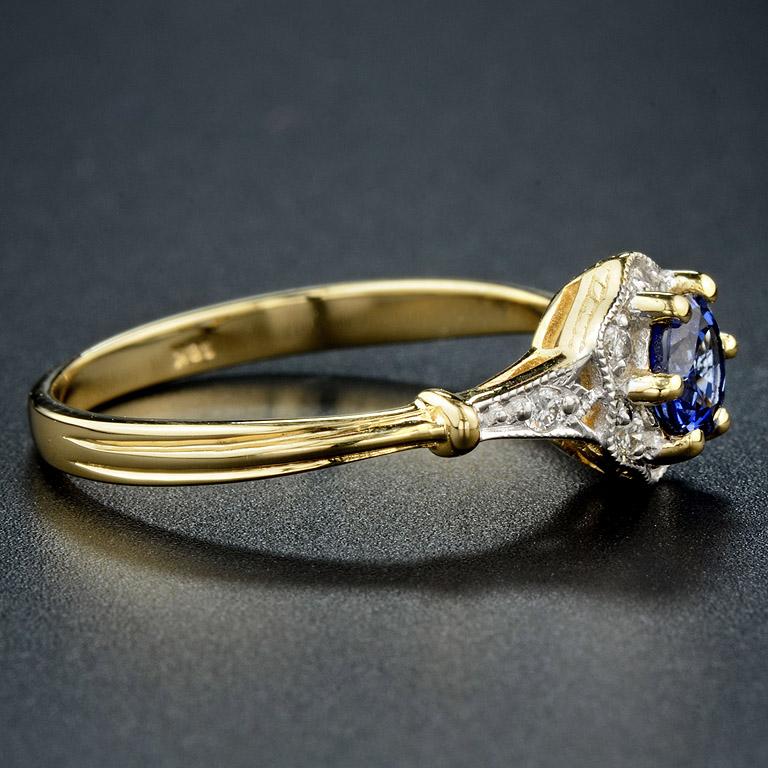 Round Cut Ceylon Sapphire Diamond Cocktail Ring